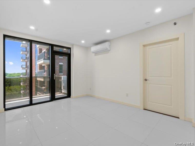 124-28 Queens Boulevard 9a Property Photo 3