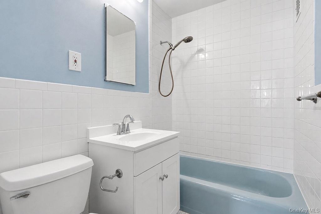 84-29 153rd Avenue 5a Property Photo 9