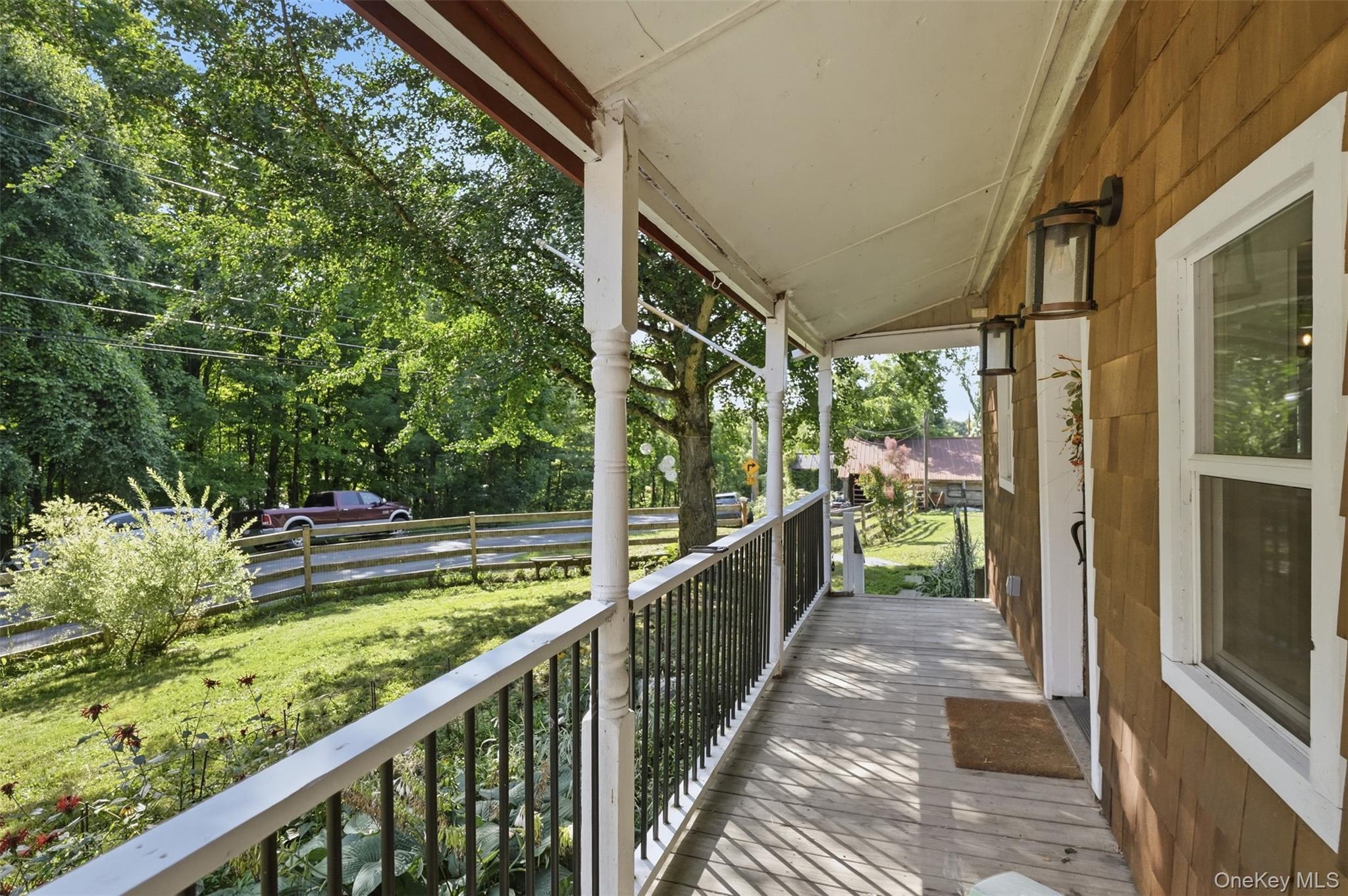 877 Samsonville Road Property Photo 2