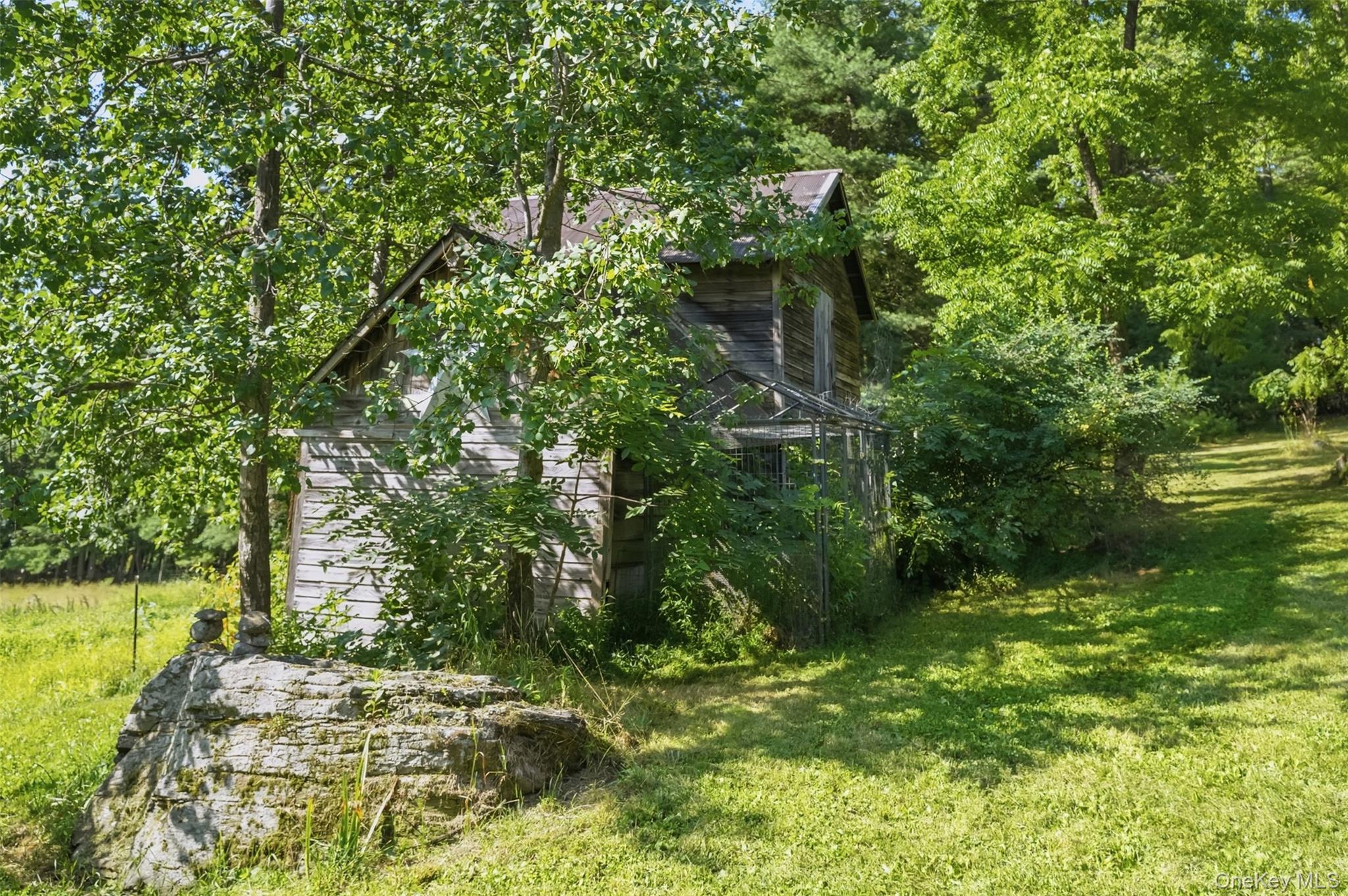 877 Samsonville Road Property Photo 21