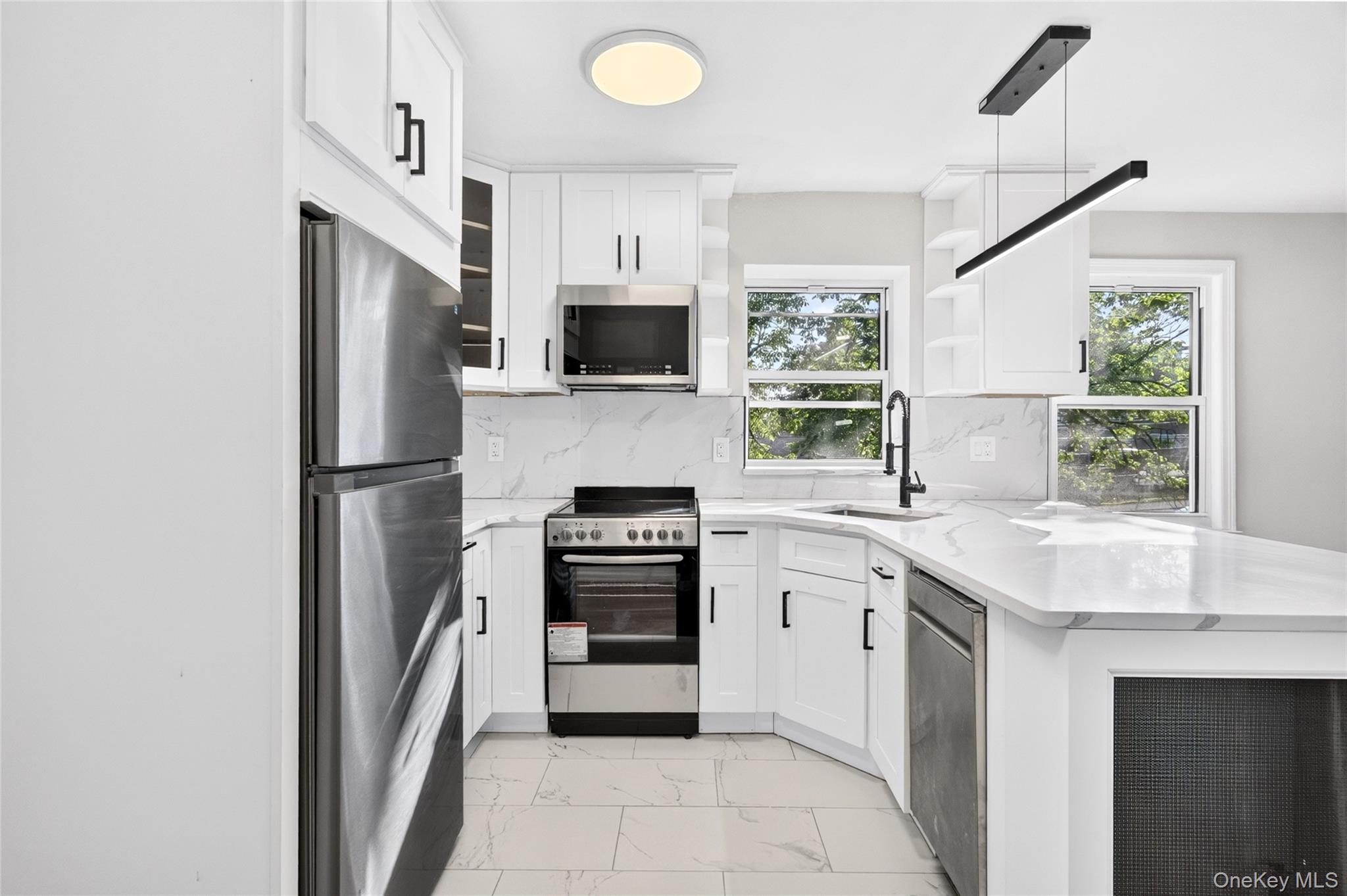 2 Soundview Avenue A2G Property Photo 1