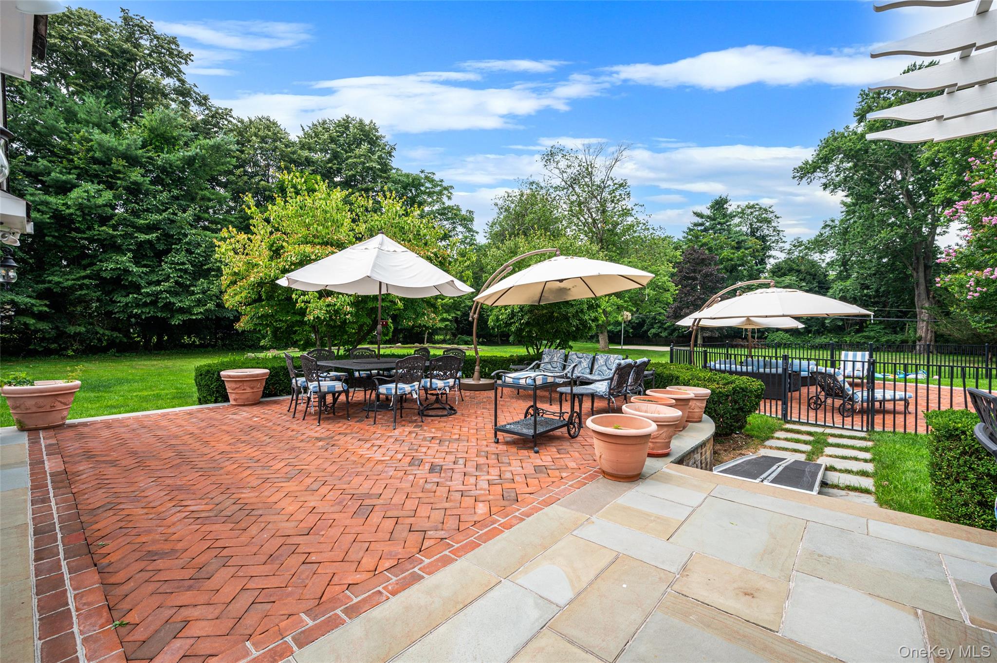 15 Dogwood Hill Property Photo 43
