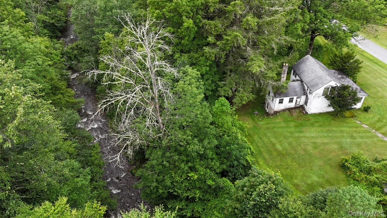426 Basket Road Property Photo 2