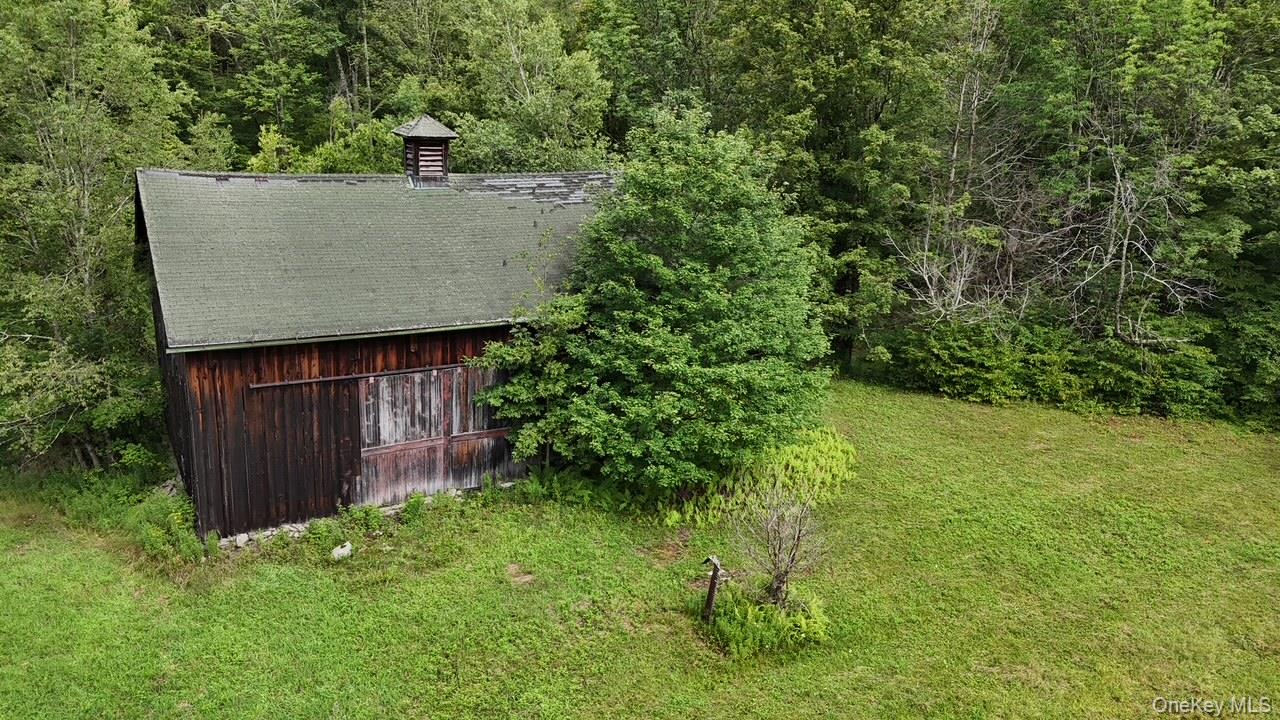 426 Basket Road Property Photo 3