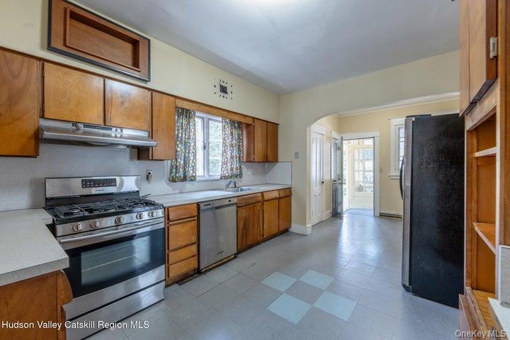 288 Washington Avenue Property Photo 18
