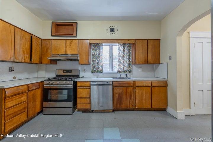 288 Washington Avenue Property Photo 19
