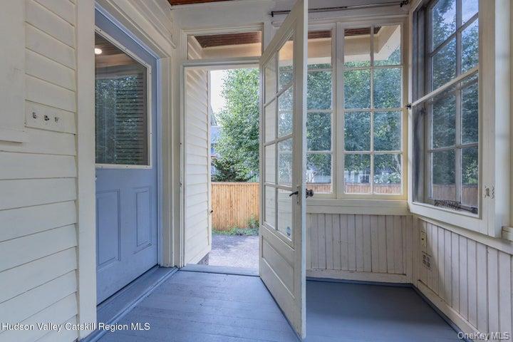288 Washington Avenue Property Photo 27