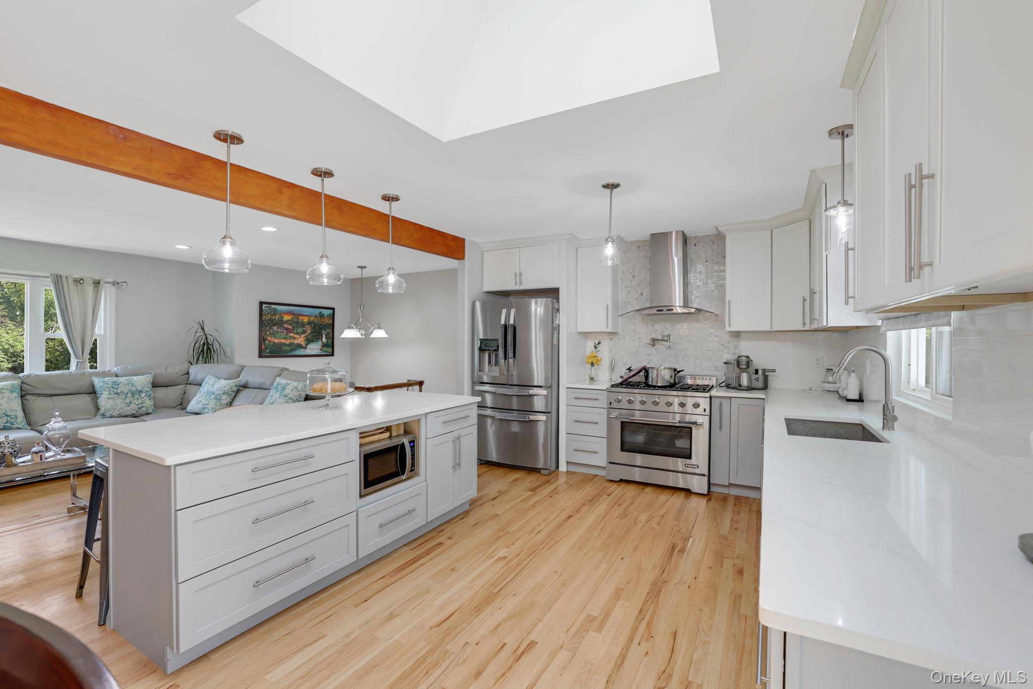 414 Philo Street Property Photo 10