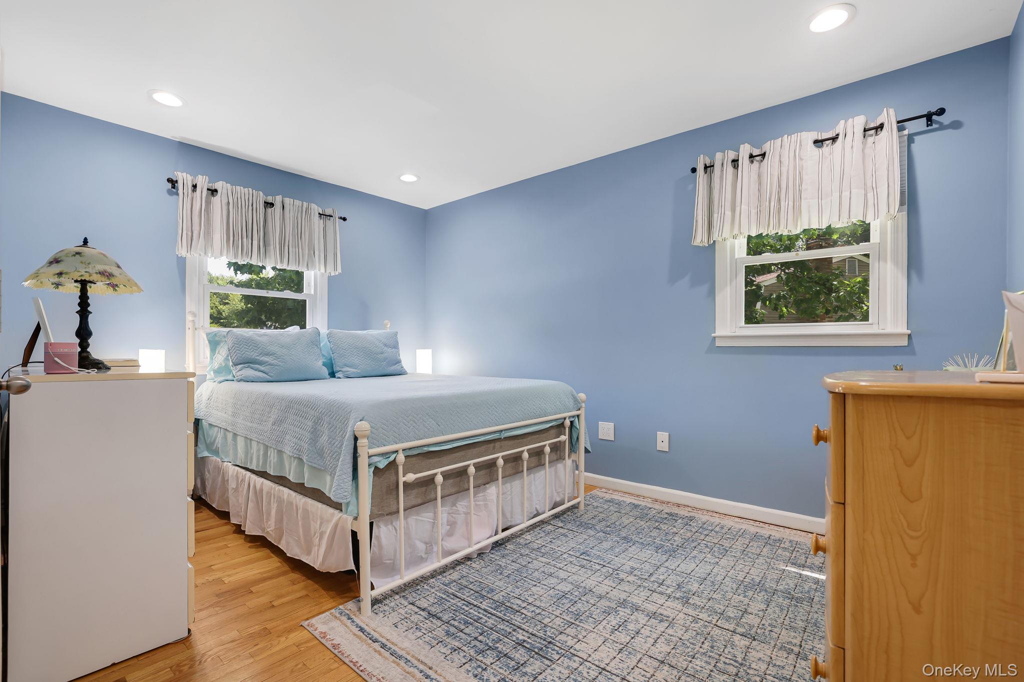414 Philo Street Property Photo 16
