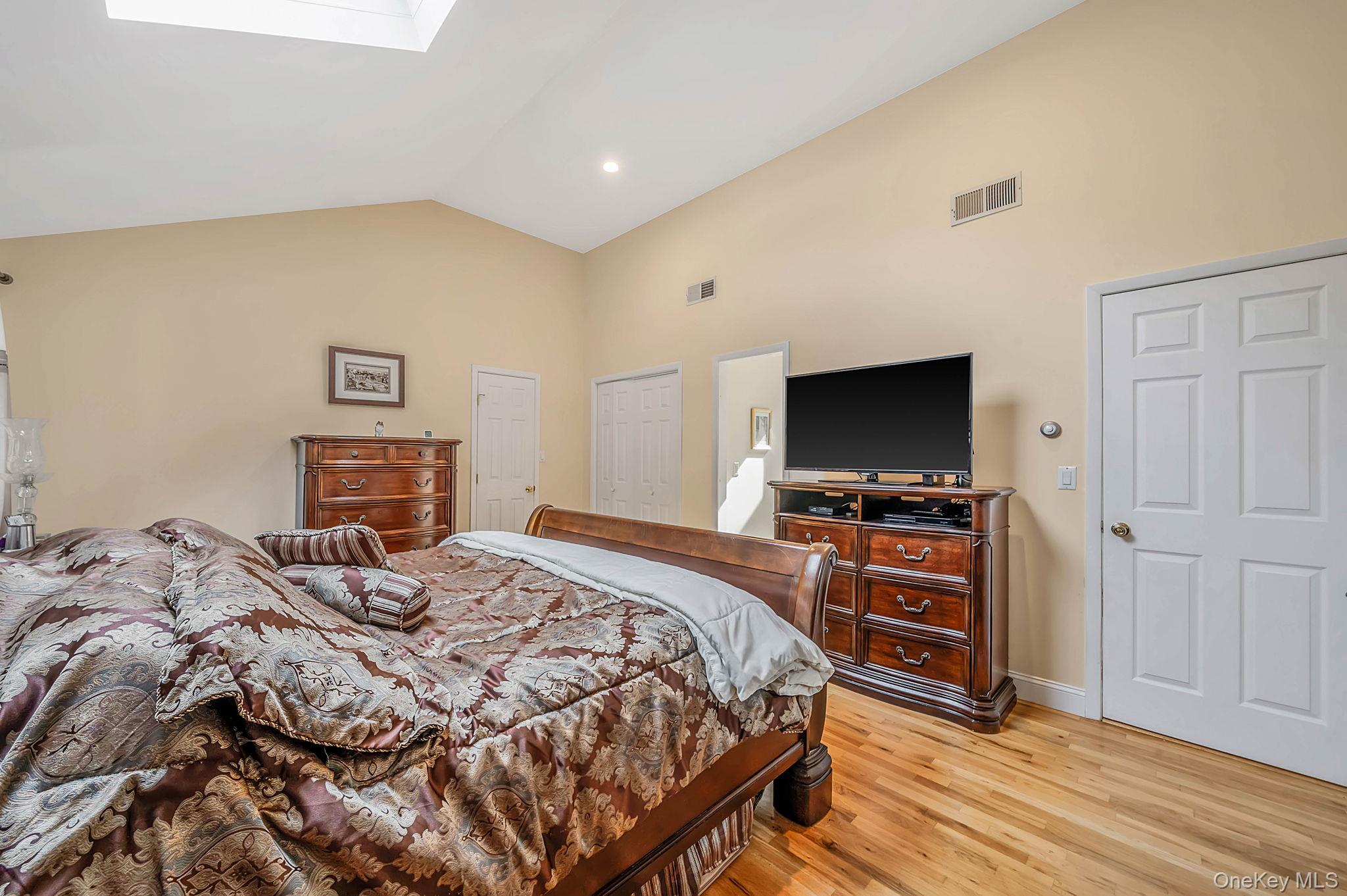 9 Amber Lane Property Photo 23