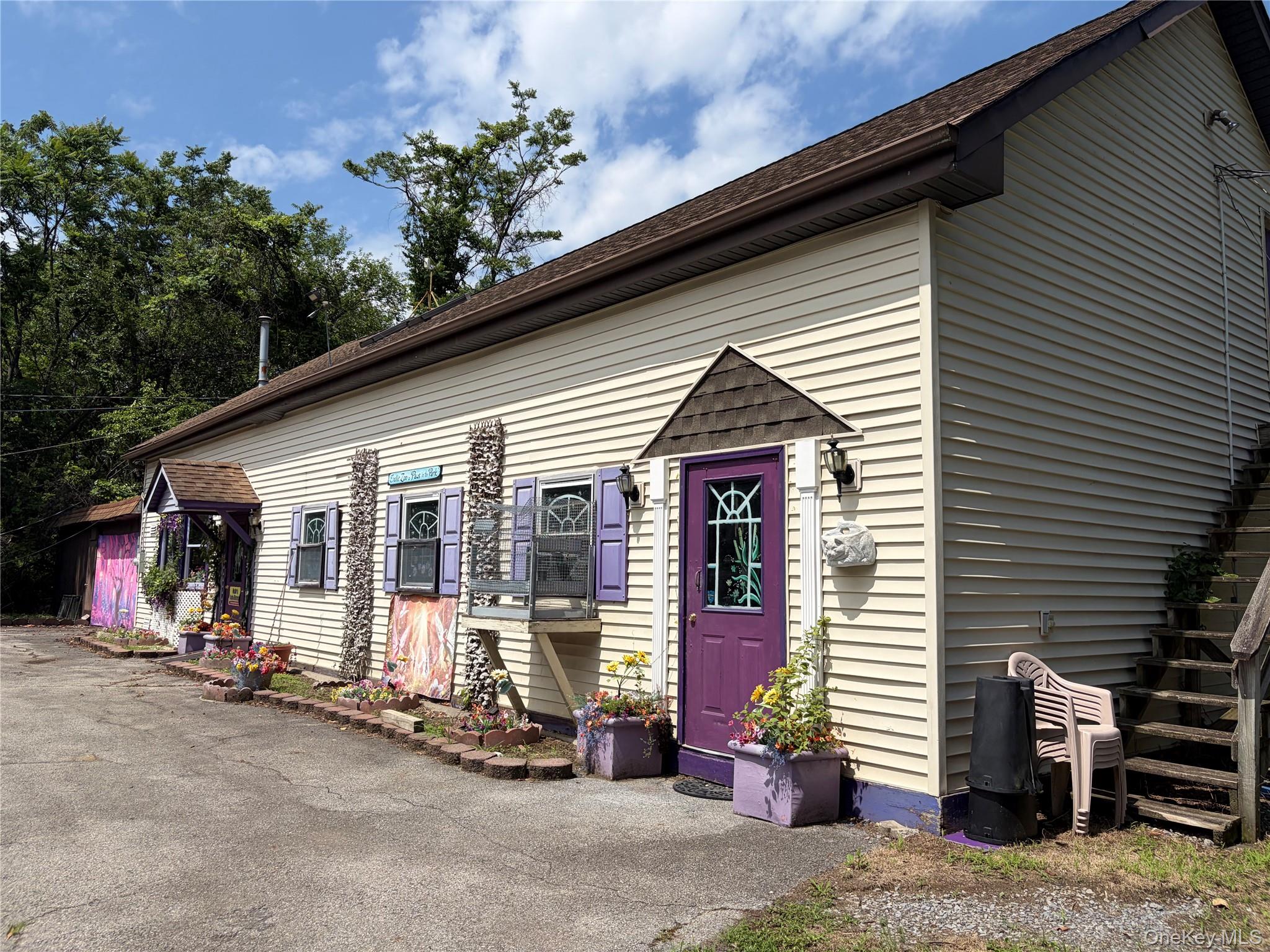 48 Maple Avenue Property Photo 5