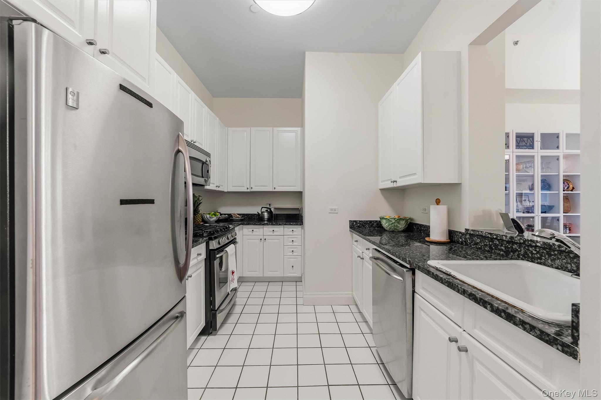 1 Scarsdale Road 202 Property Photo 12