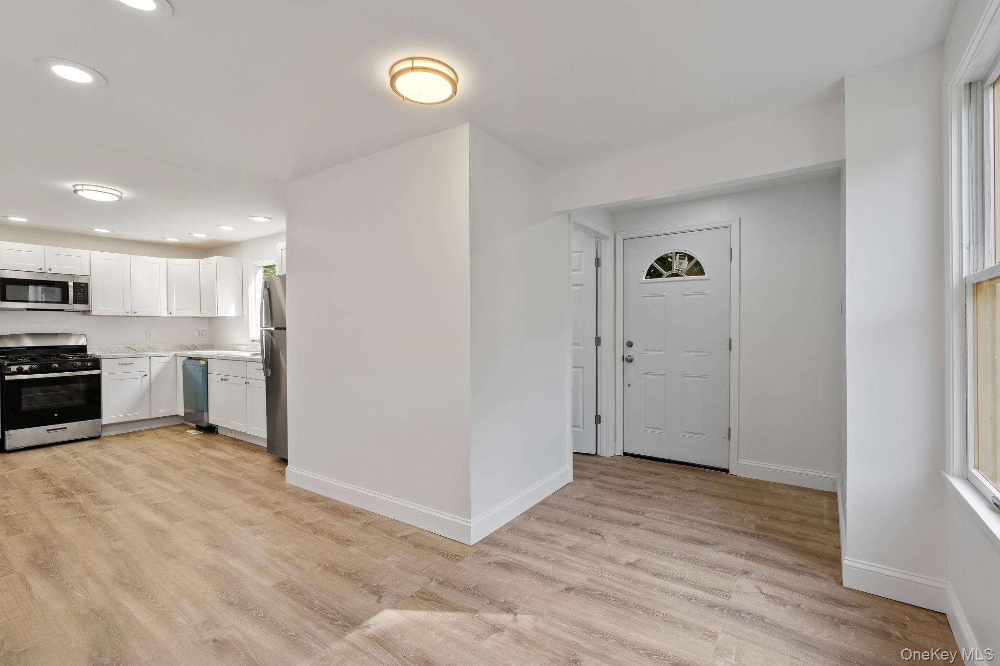 3 2nd Avenue Property Photo 5