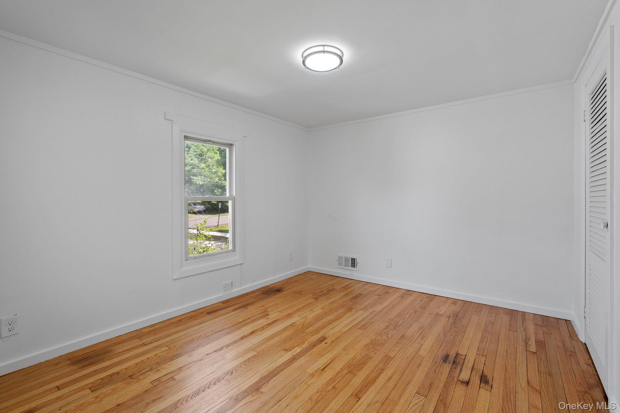 3 2nd Avenue Property Photo 13