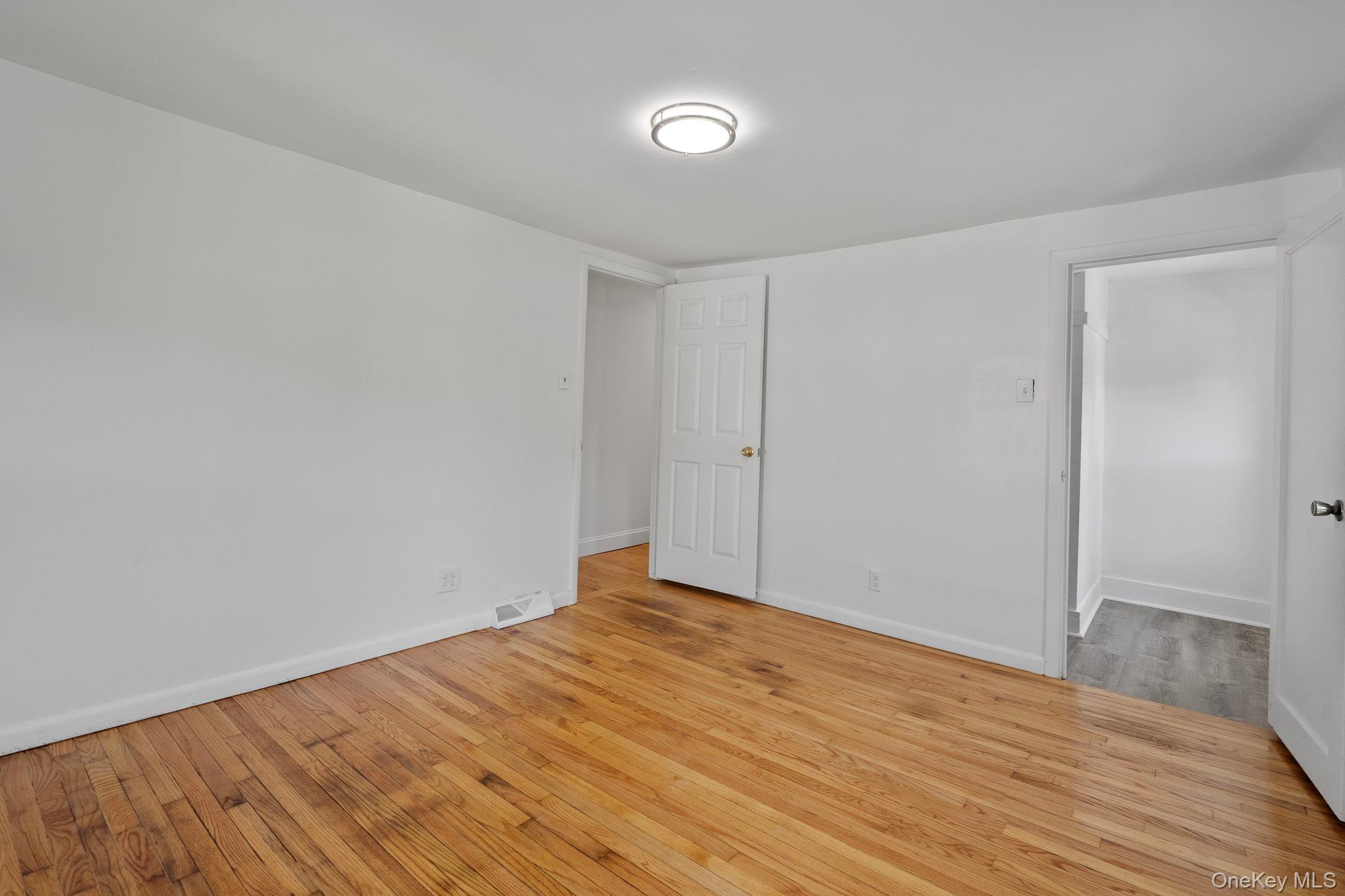 3 2nd Avenue Property Photo 16
