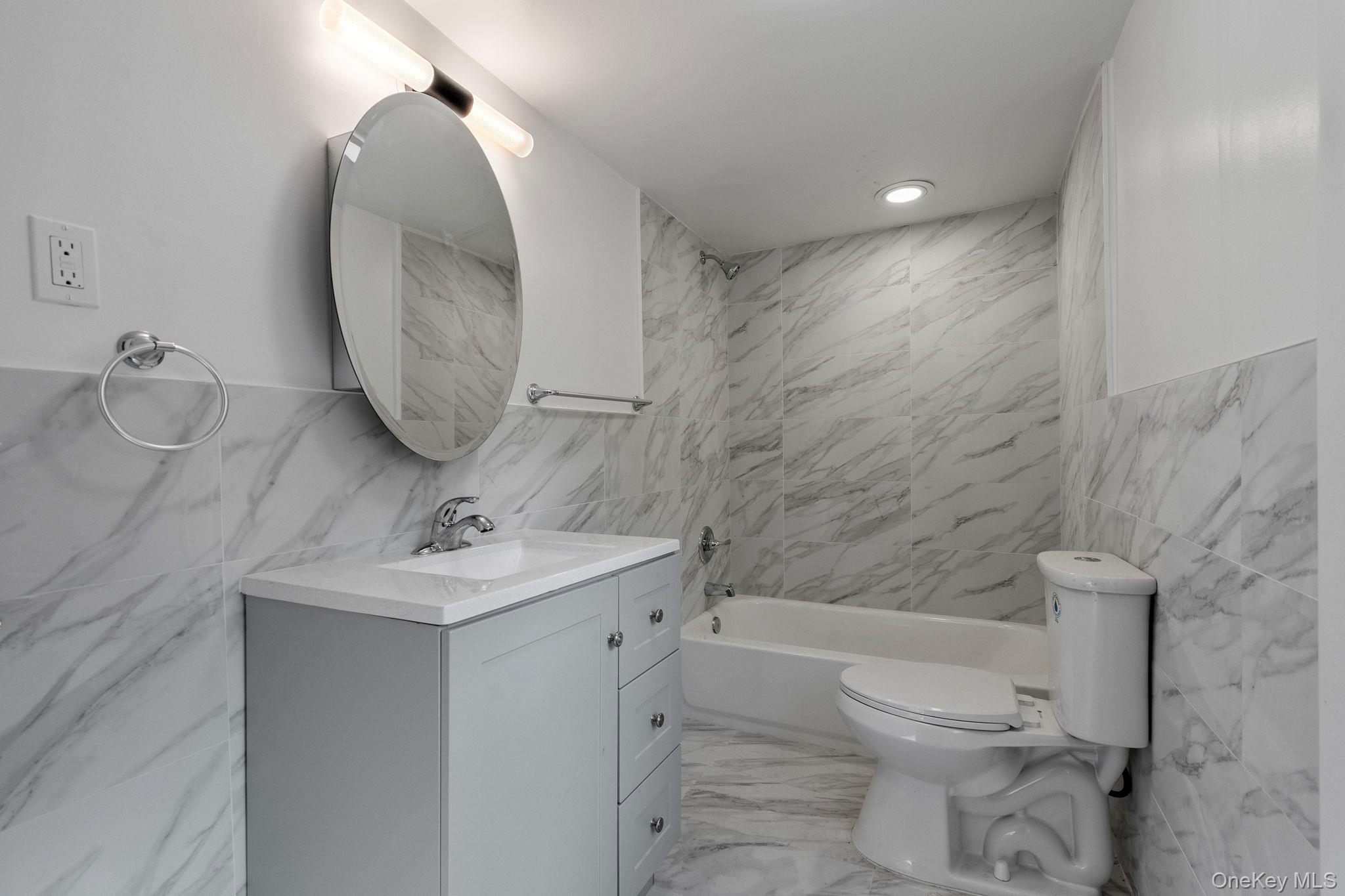3 2nd Avenue Property Photo 18