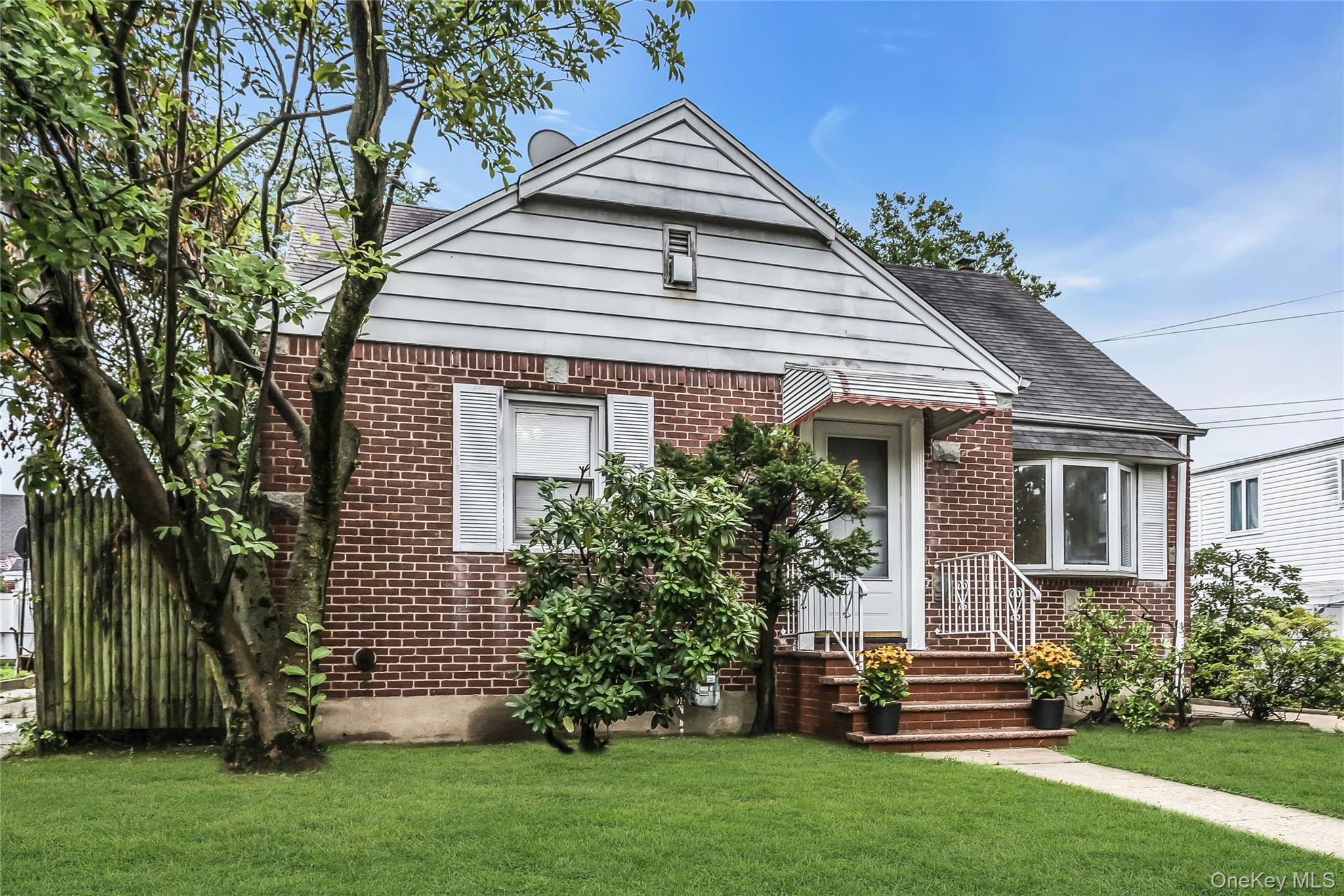 5 Sobro Avenue Property Photo 1