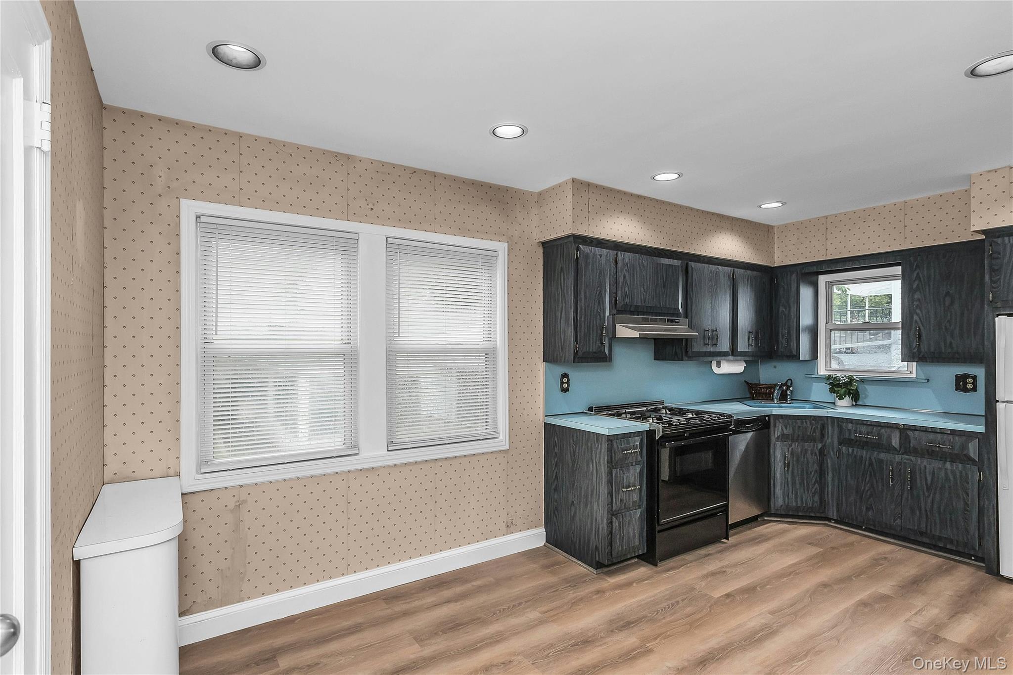 5 Sobro Avenue Property Photo 5