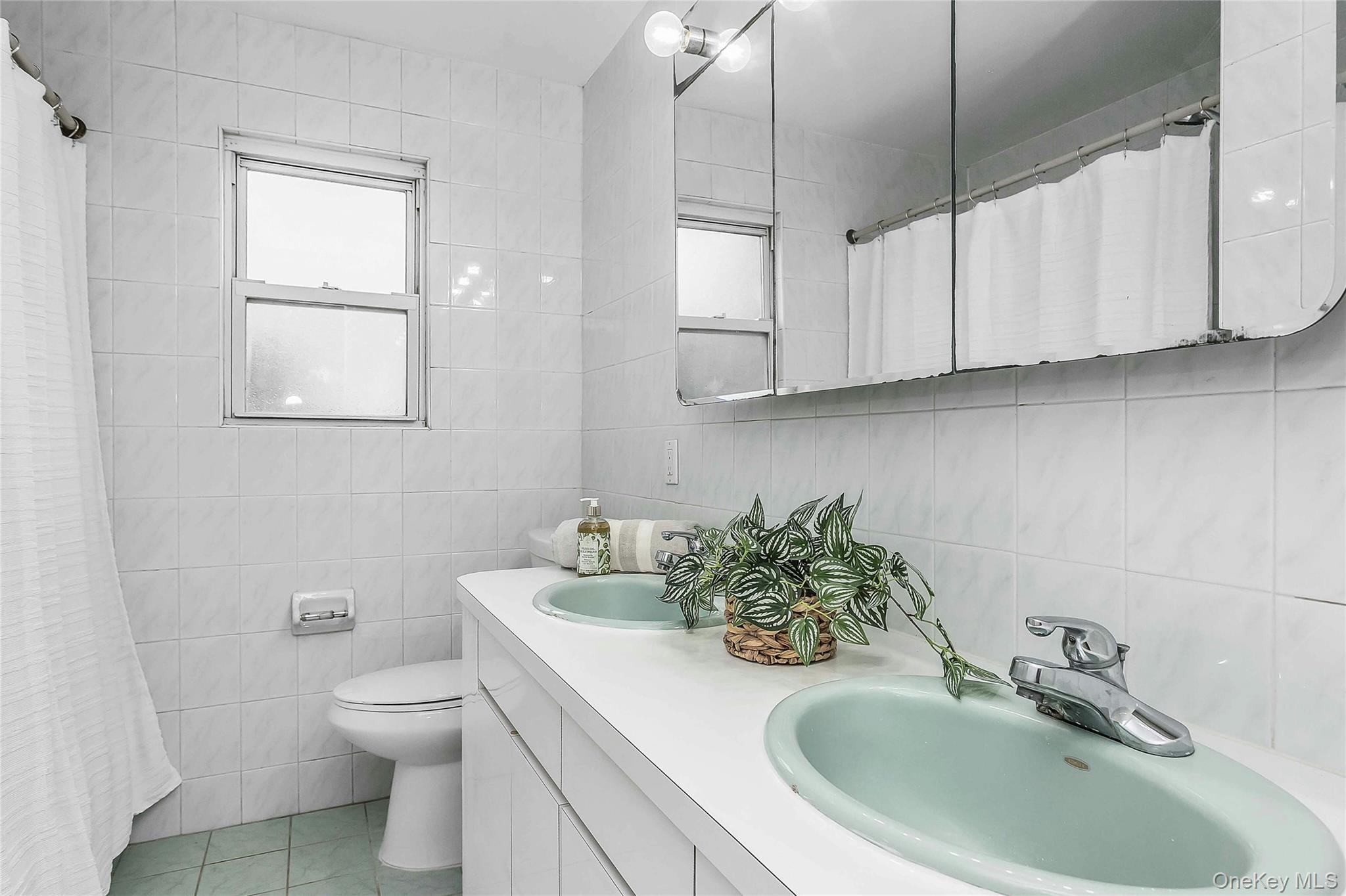 5 Sobro Avenue Property Photo 8