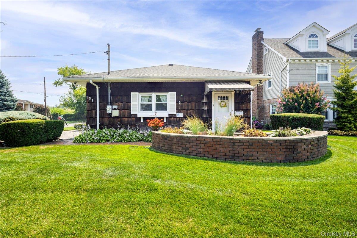 131 Oceanview Road Property Photo 4
