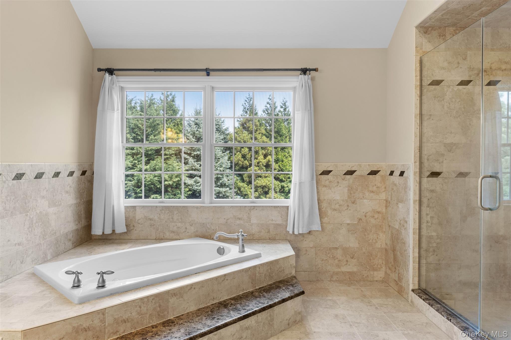 90 Caiola Court Property Photo 28