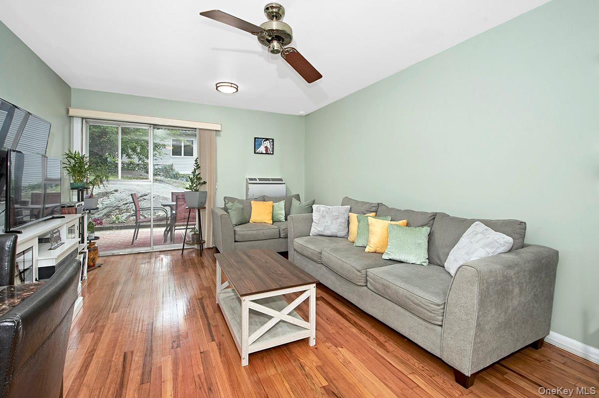 70 West Street C9 Property Photo 7