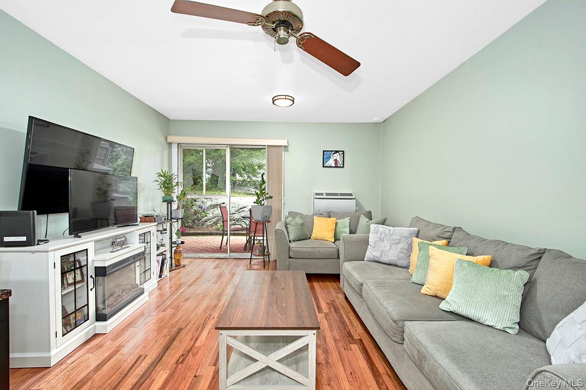 70 West Street C9 Property Photo 8