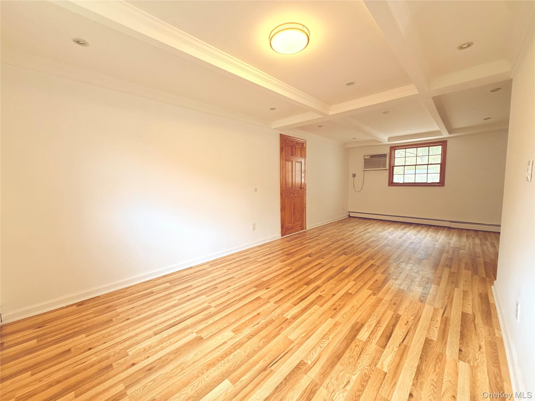 1027453 Property Photo 5