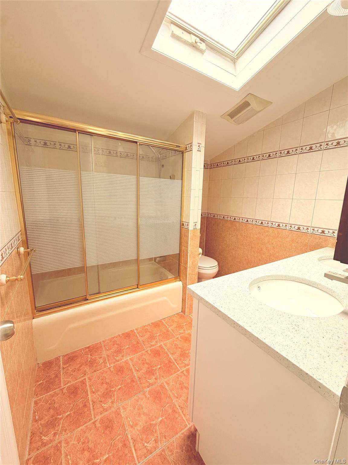 1027453 Property Photo 12