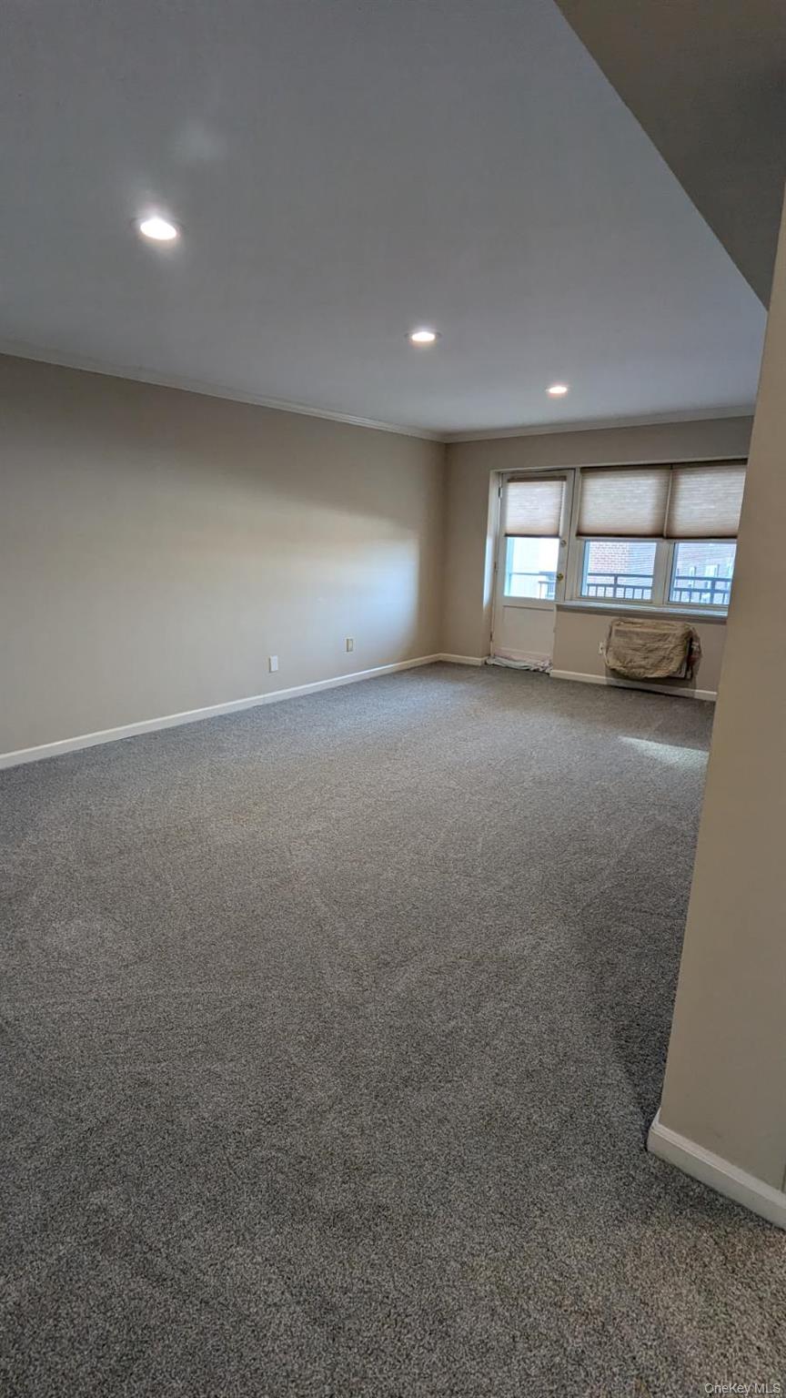 740 East Broadway 2f Property Photo 5