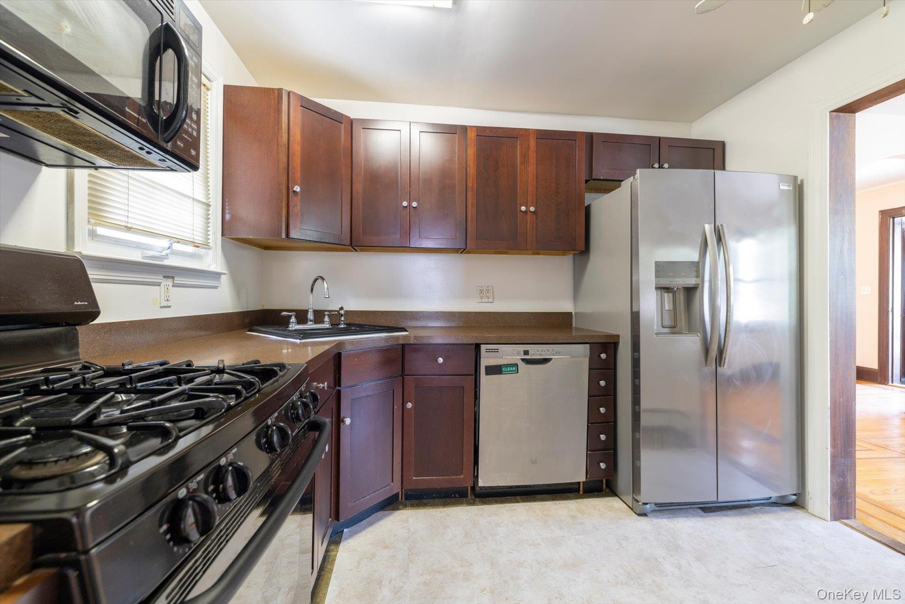 59 Hampton Road Property Photo 11