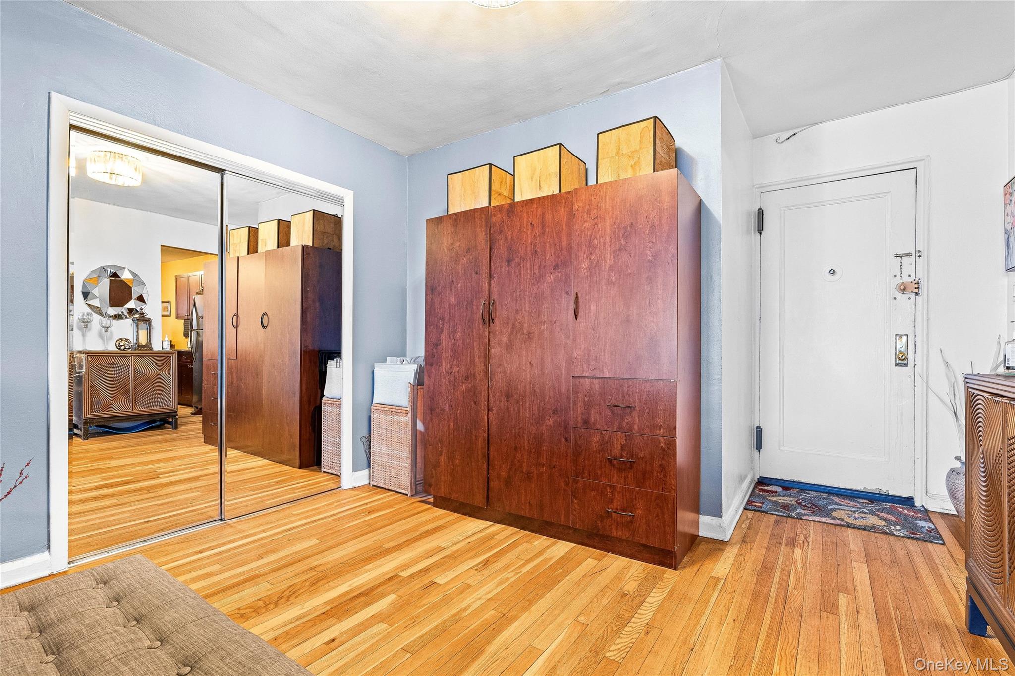 2080 Barnes Avenue 4a Property Photo 14