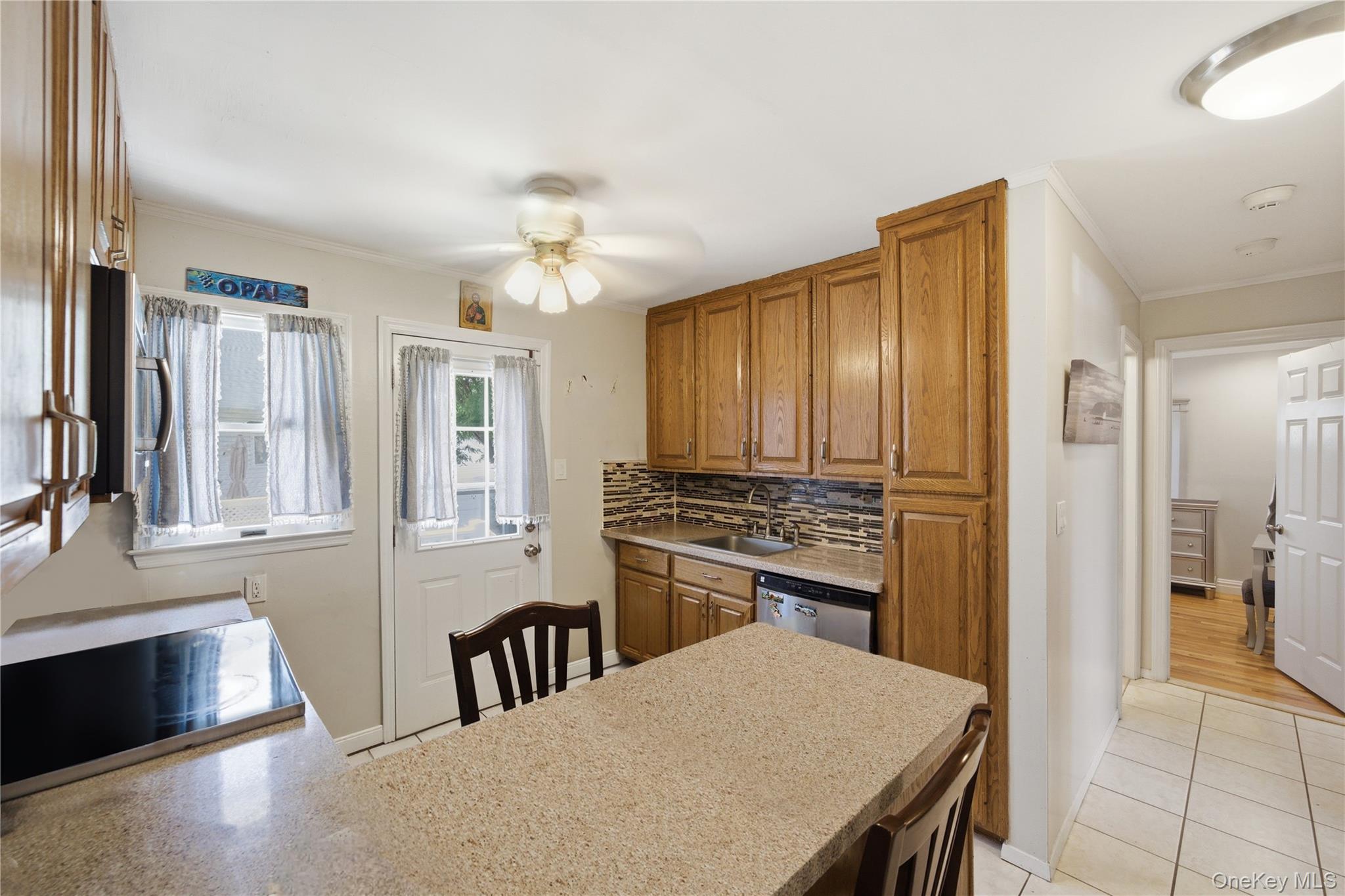 757 Anderson Avenue Property Photo 11