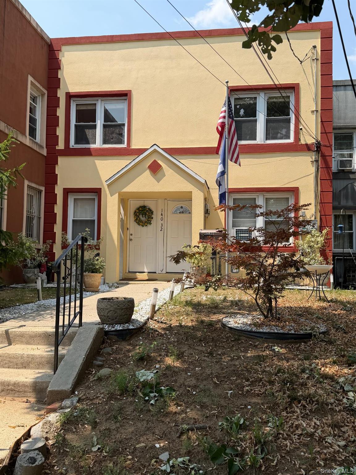 14032 184th Street Property Photo 1