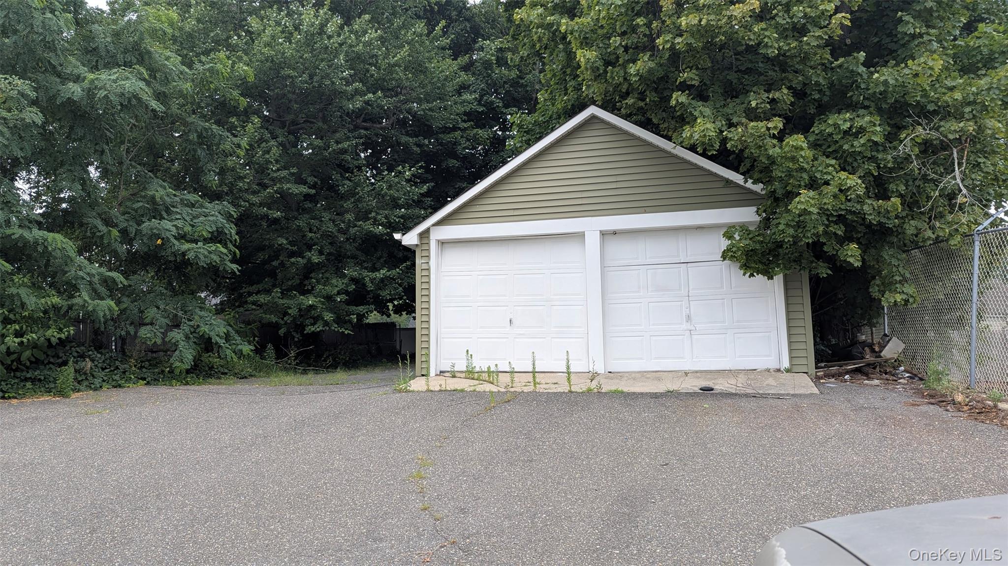 153 W Main Street Property Photo 2