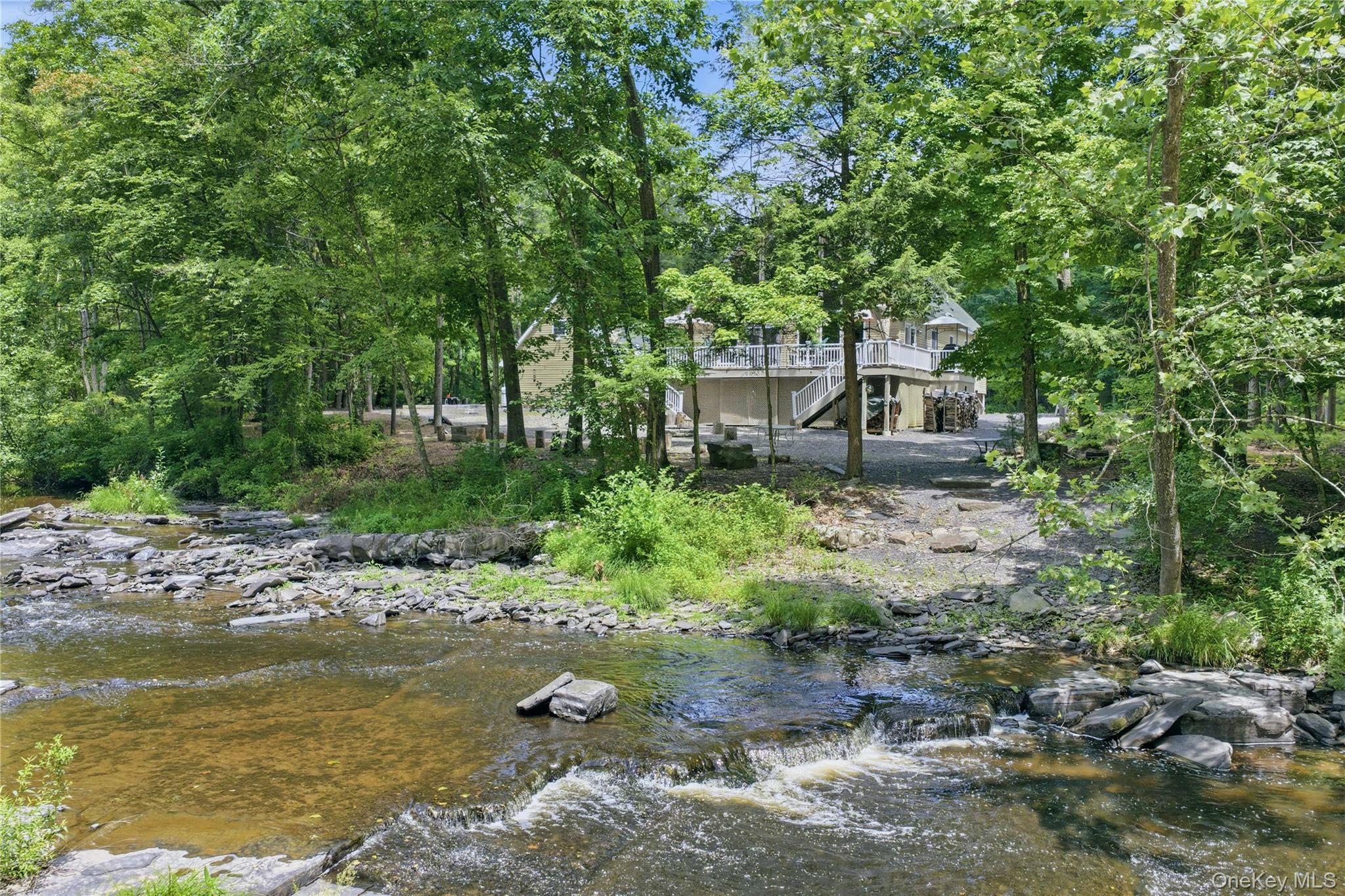 302 Powder Mill Bridge Road Property Photo 2