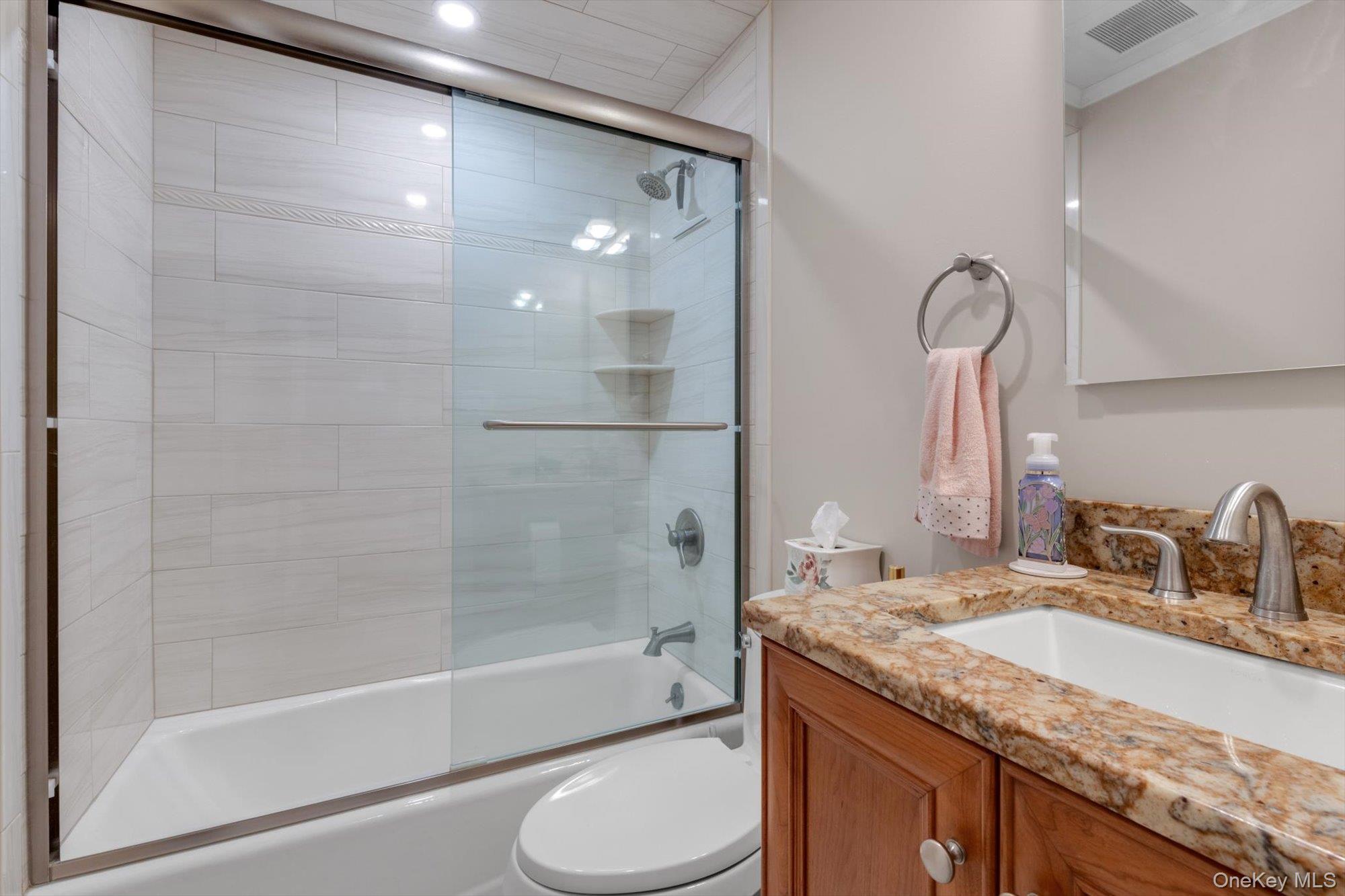 1812 Gormley Avenue Property Photo 17