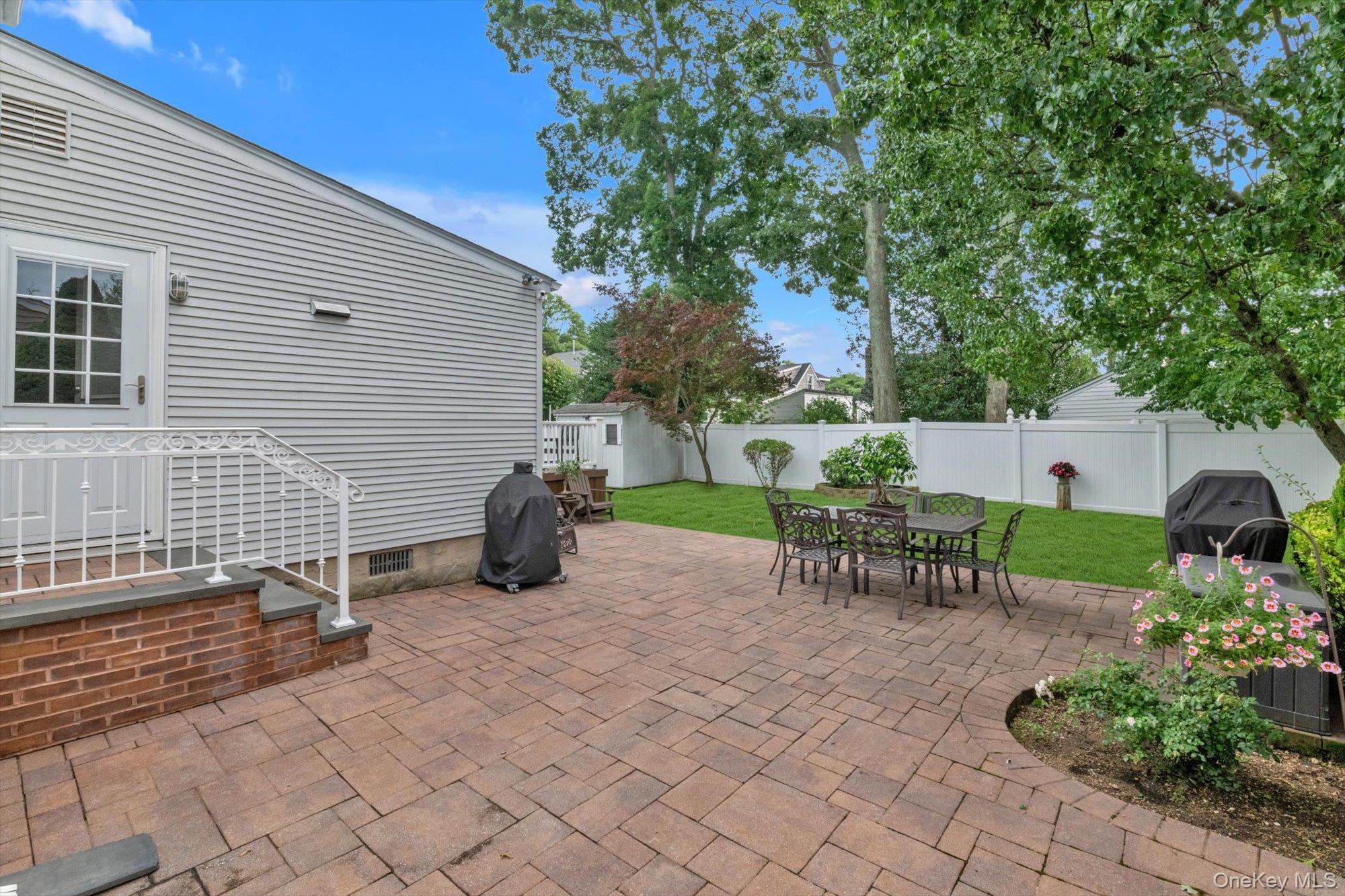 1812 Gormley Avenue Property Photo 30