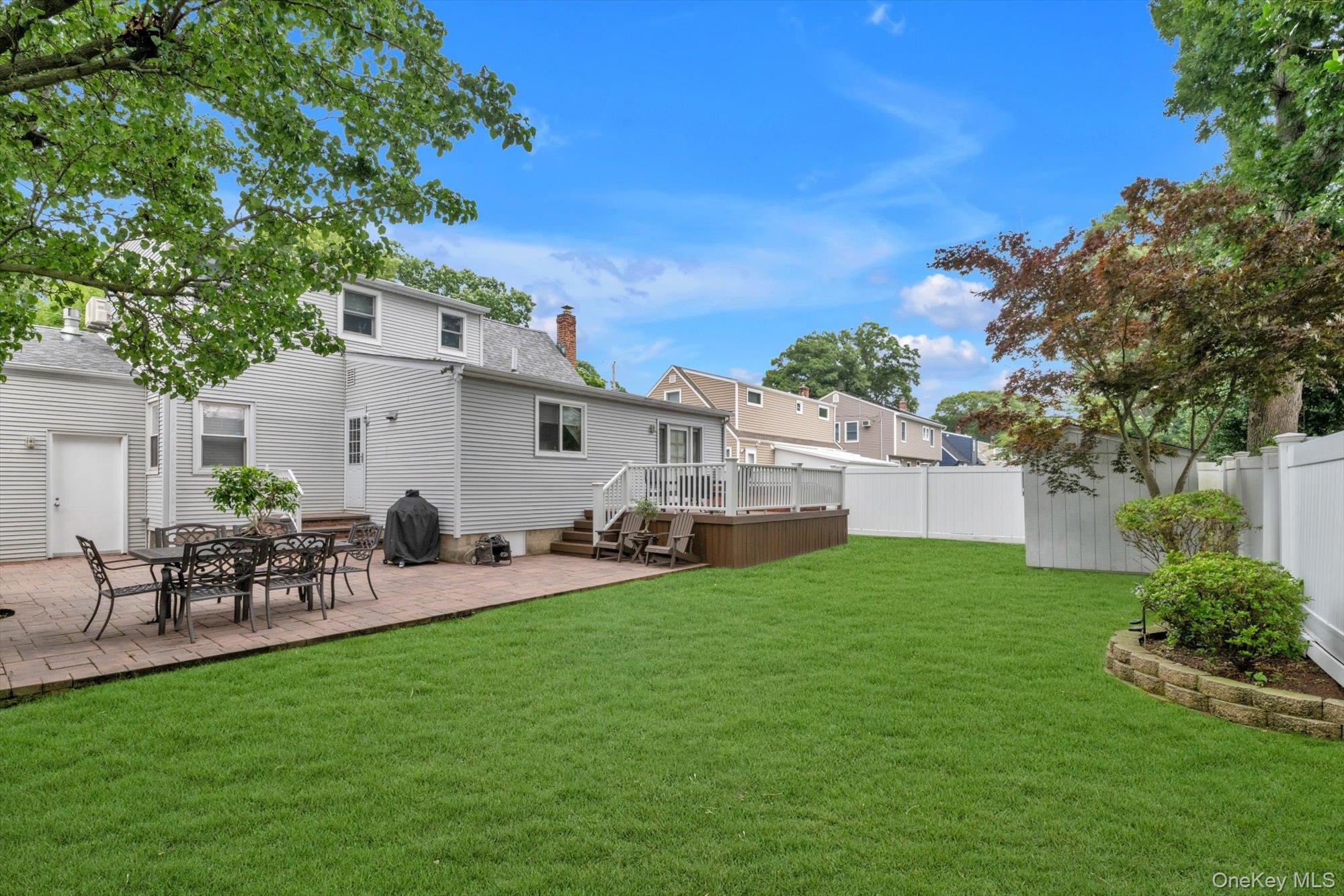 1812 Gormley Avenue Property Photo 32