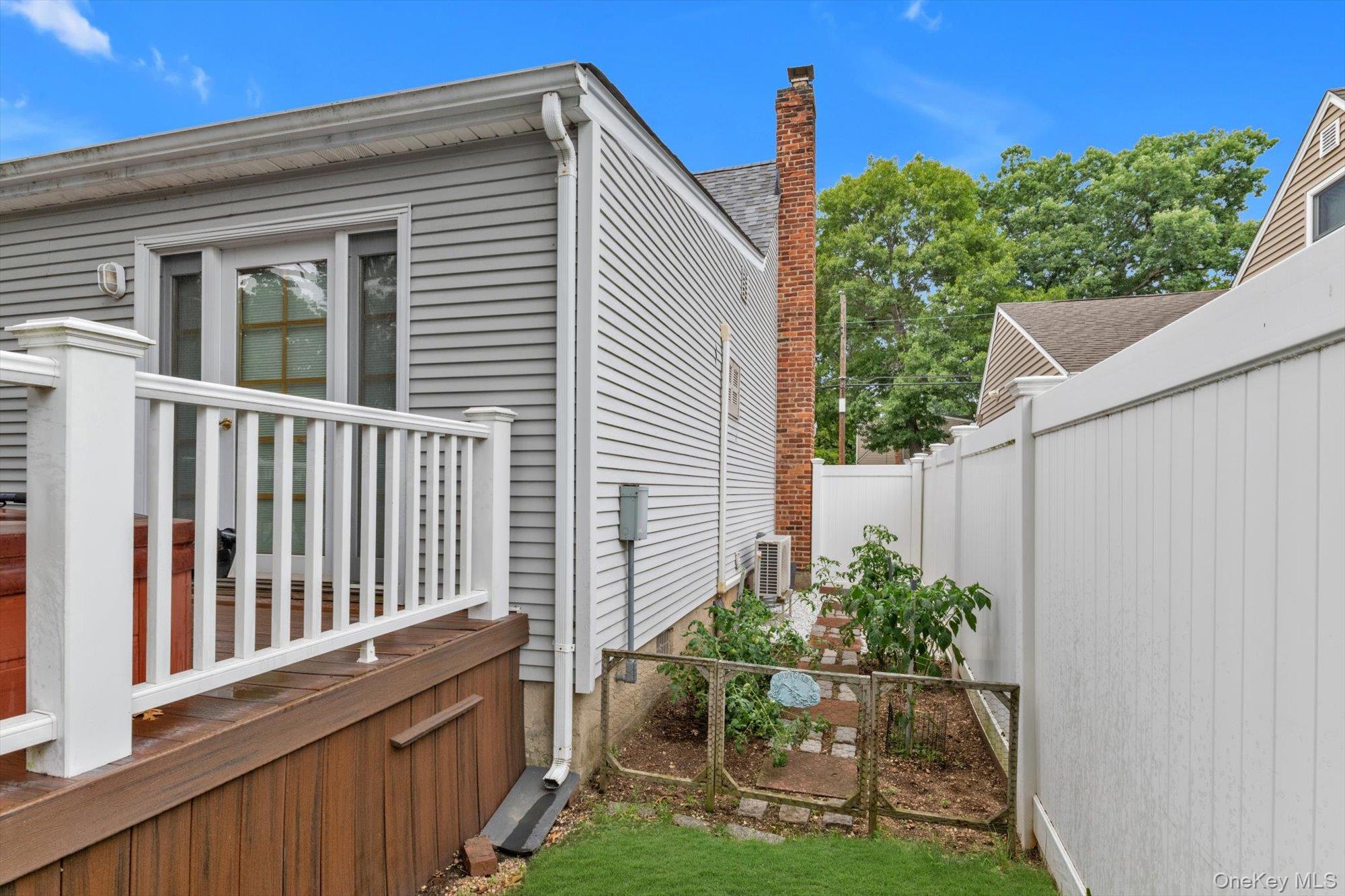 1812 Gormley Avenue Property Photo 33
