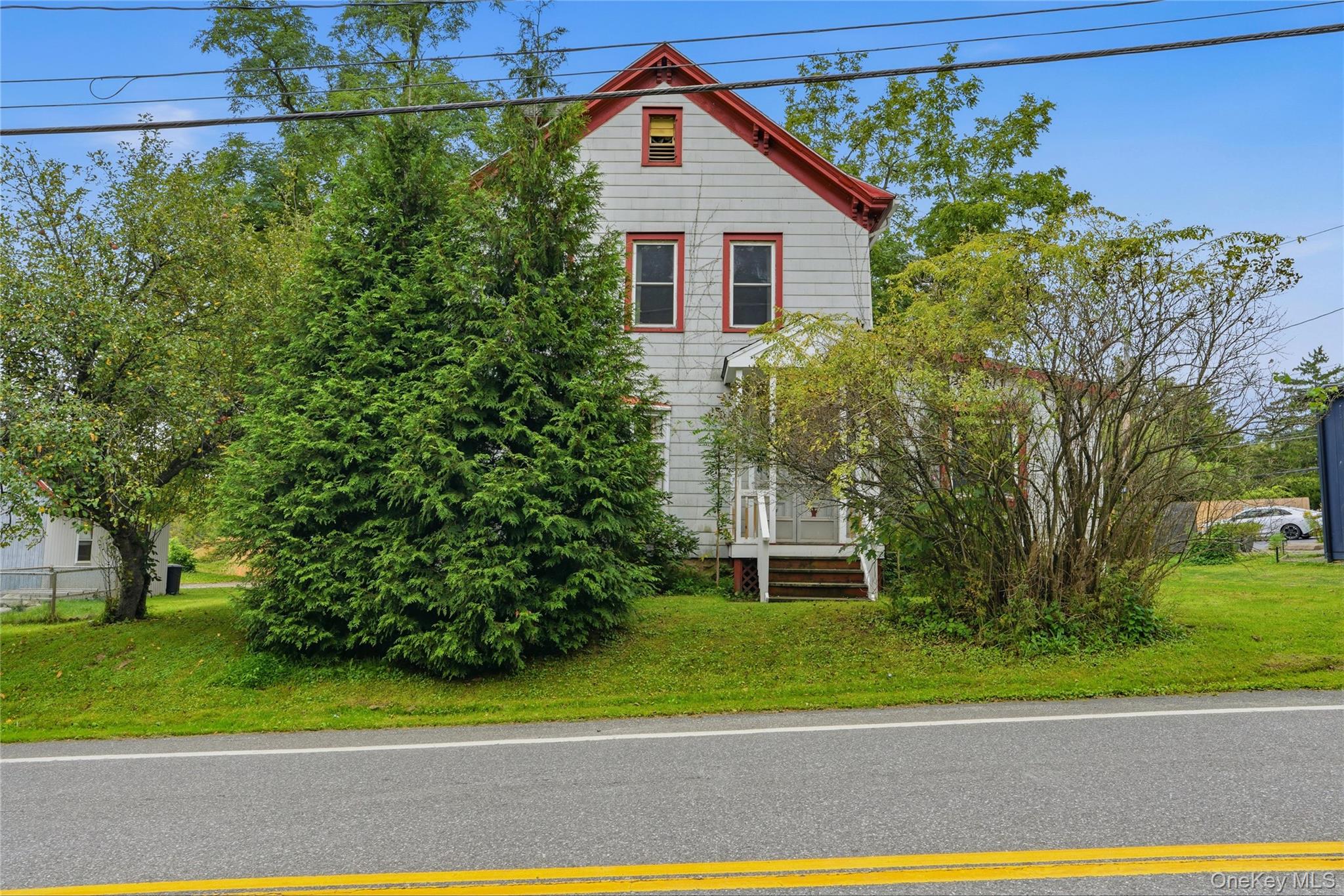 1395 State Route 213 Property Photo 2