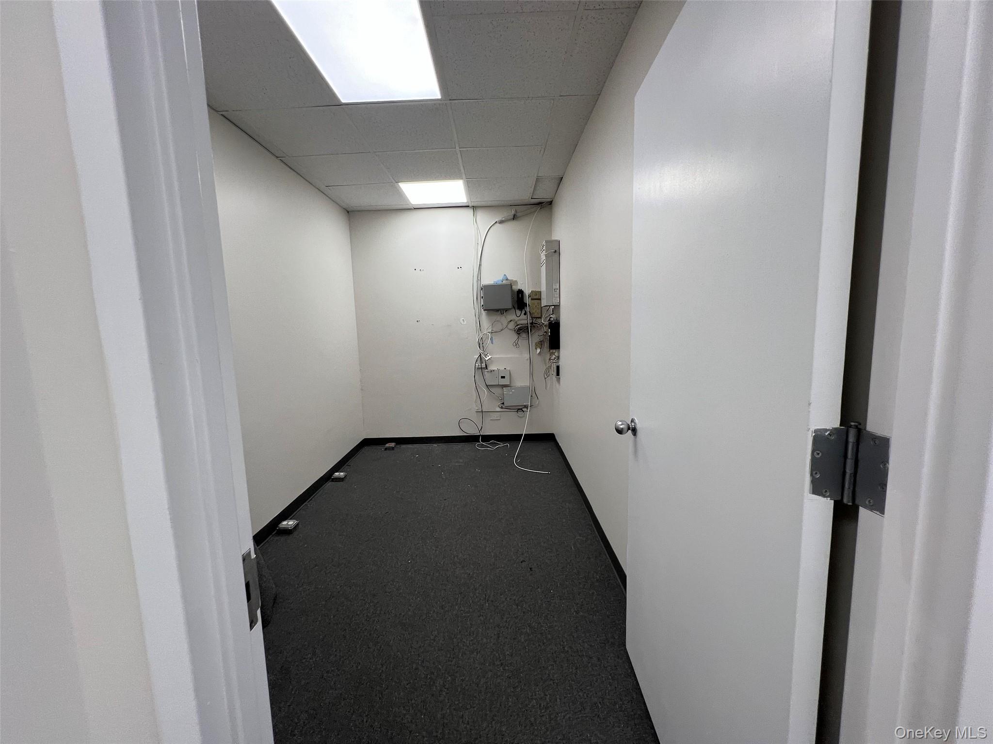 214-11 Northern Boulevard 1fl Property Photo 6