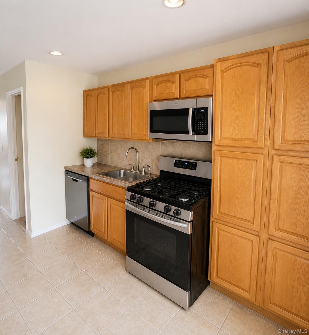 107 Morningside Avenue Property Photo 5