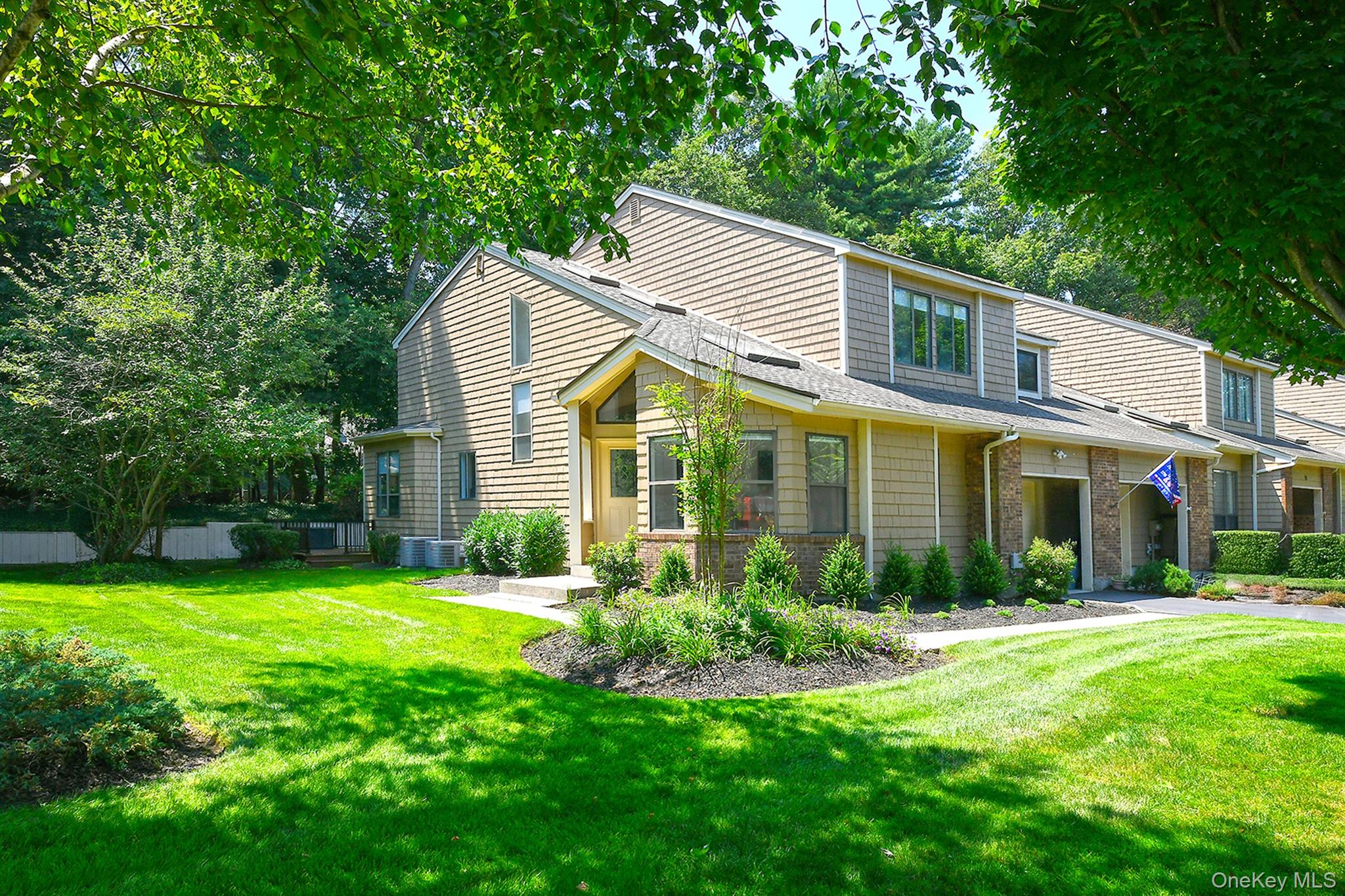 8 Whitman Ridge Drive Property Photo 2