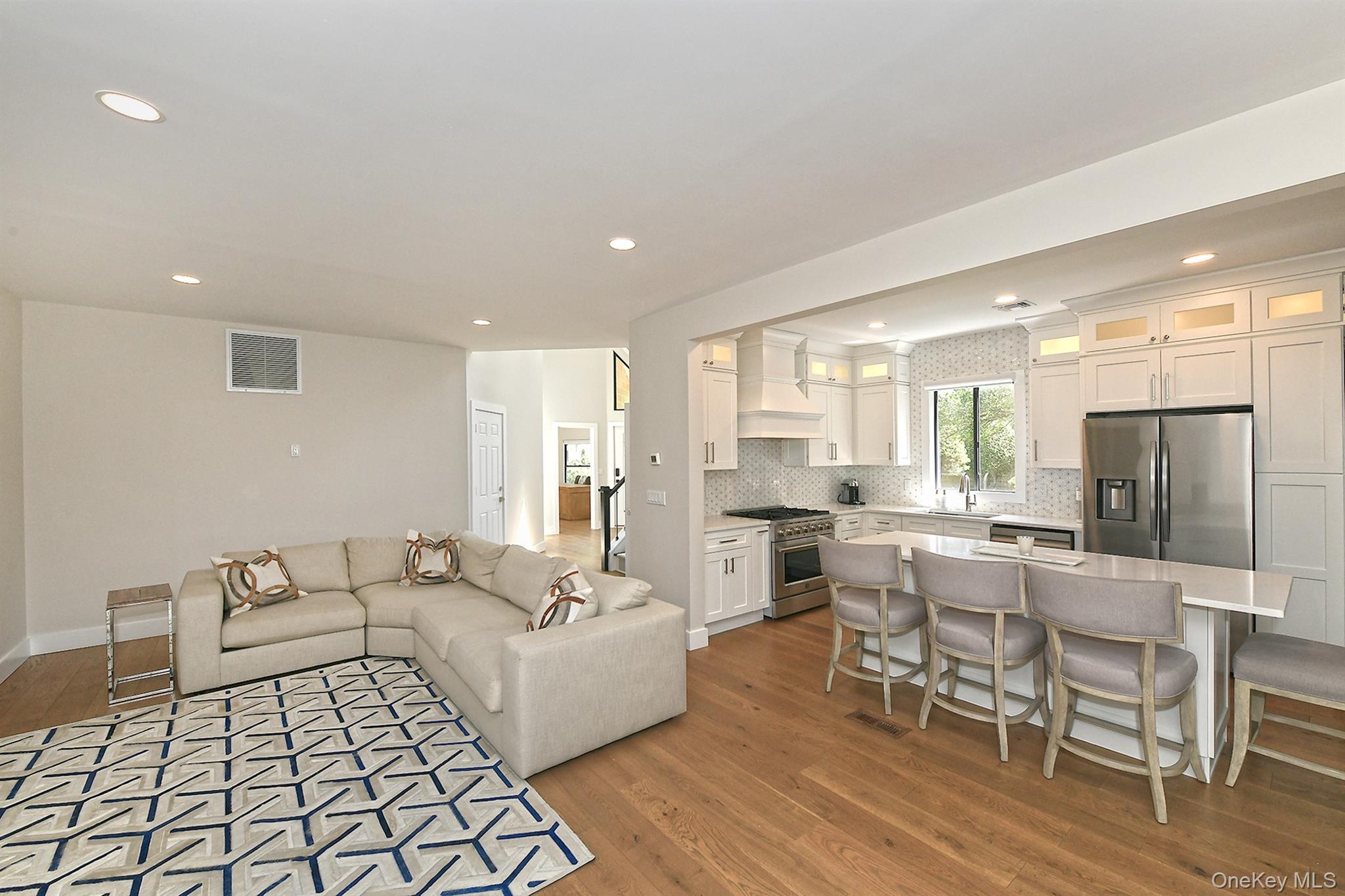 8 Whitman Ridge Drive Property Photo 11