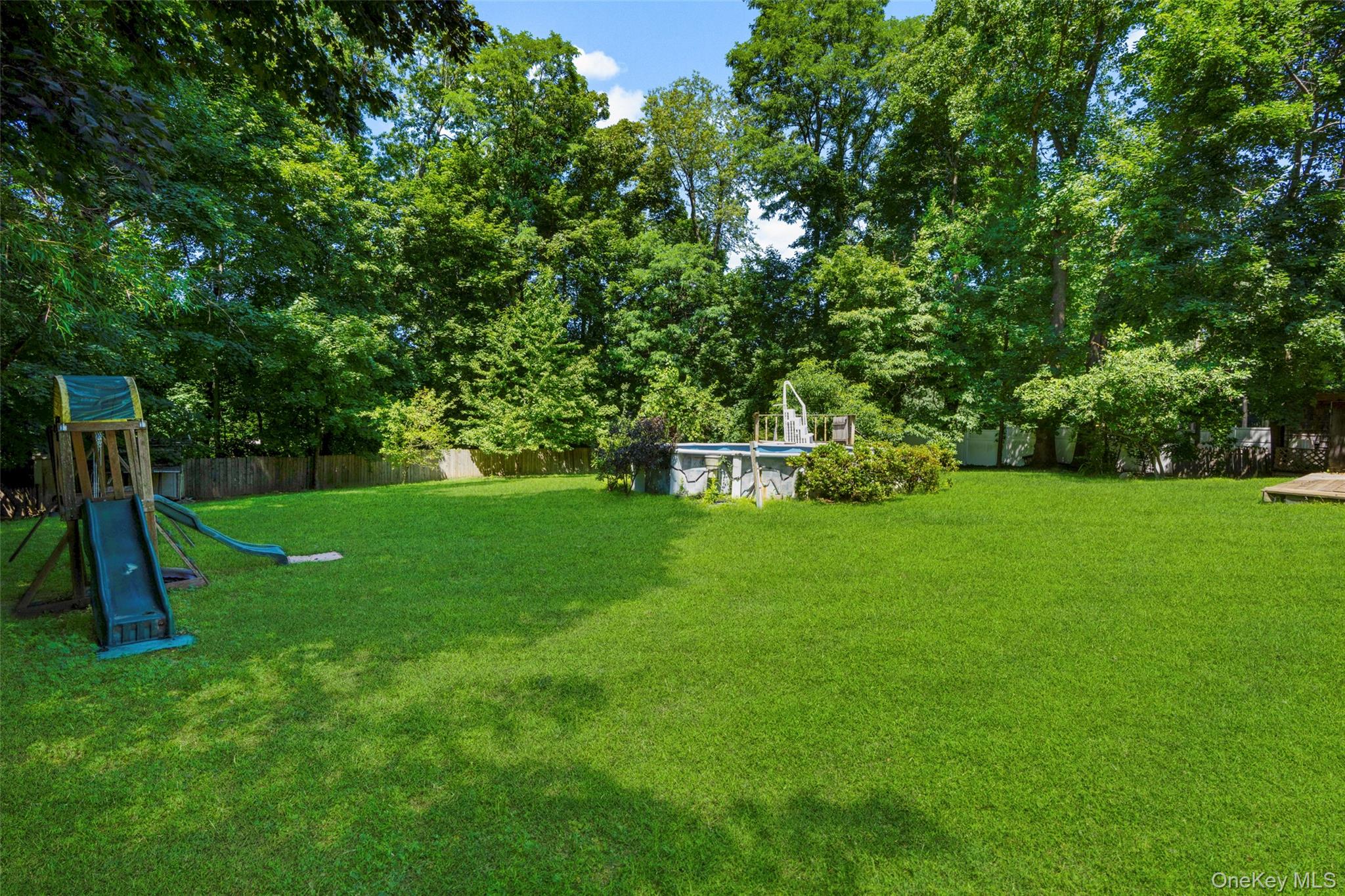 208 Woodhampton Drive Property Photo 31