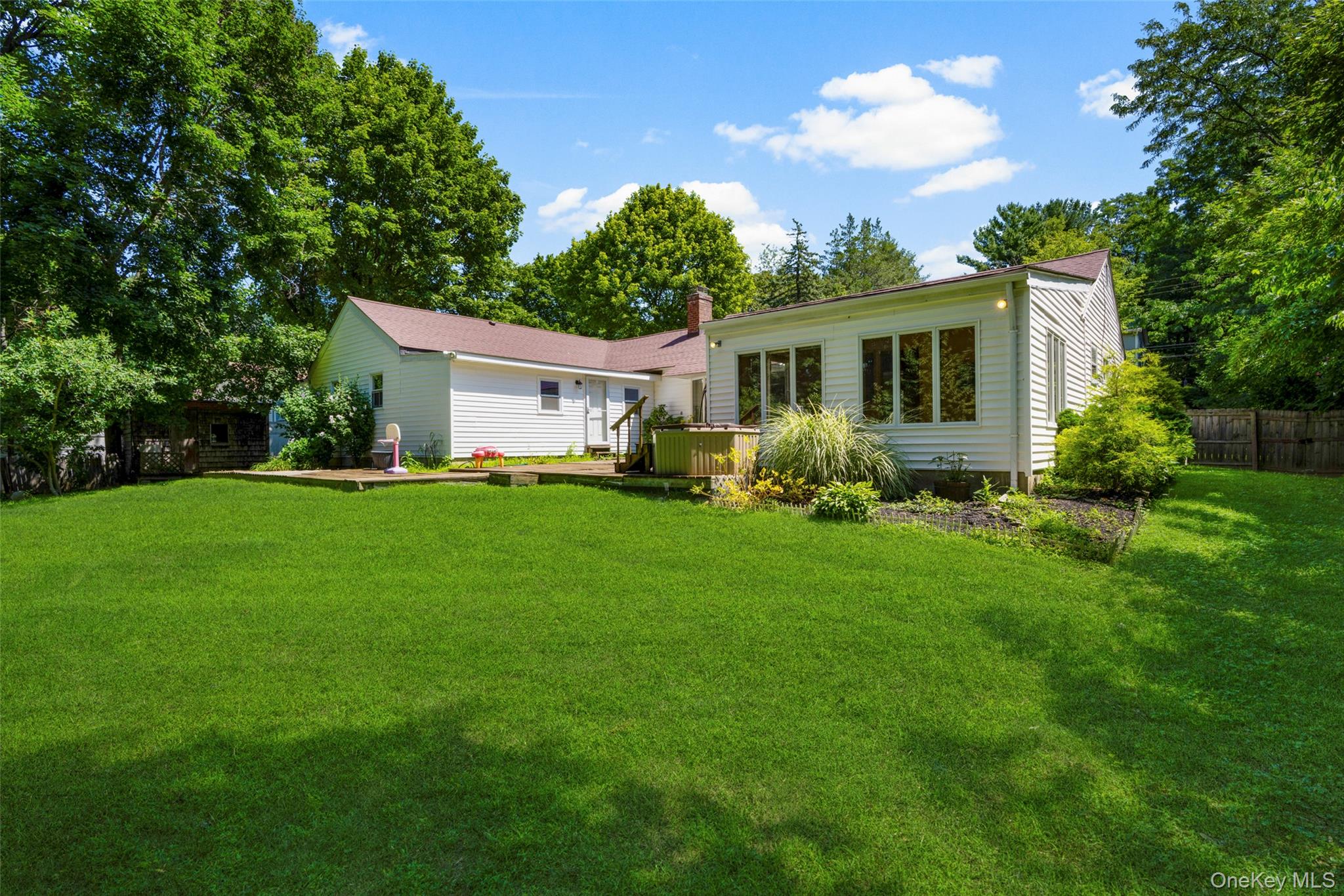208 Woodhampton Drive Property Photo 32