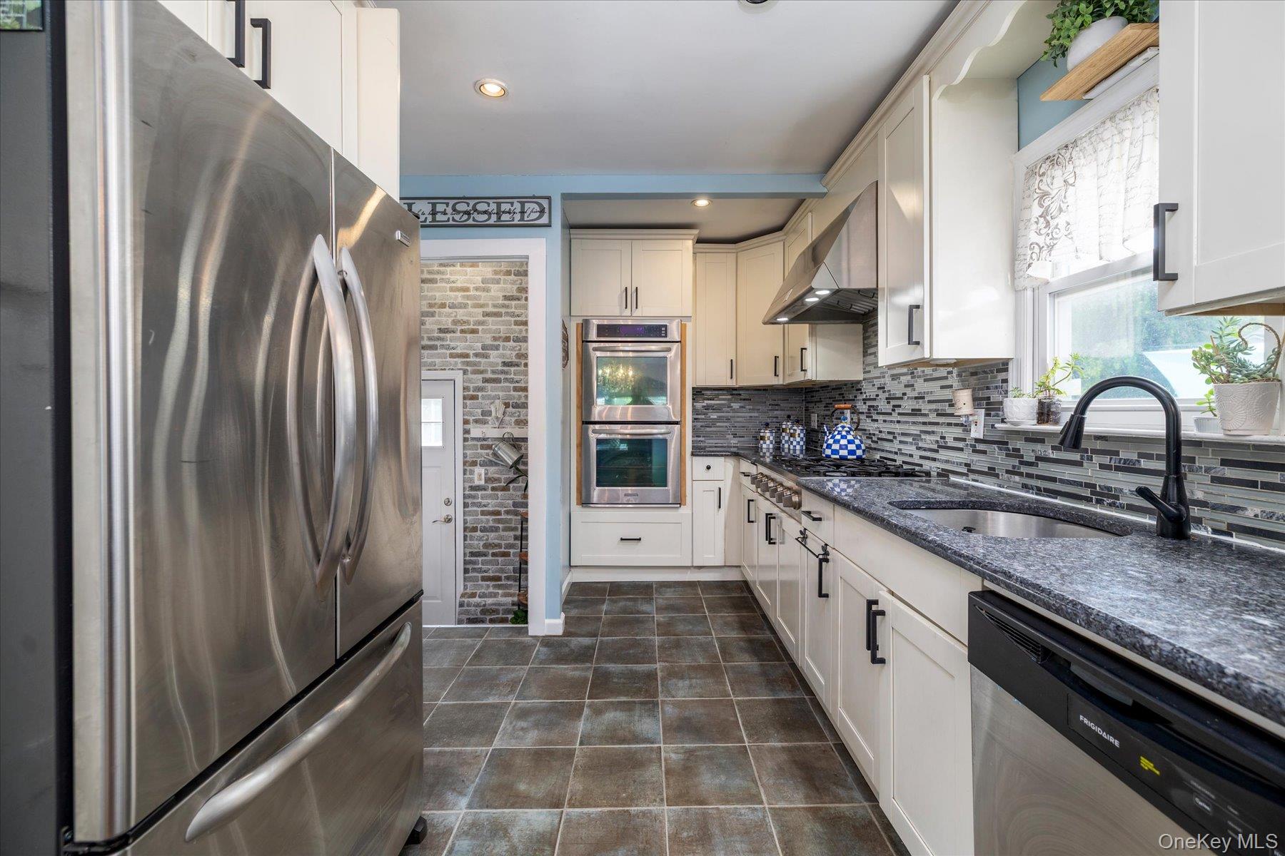 43 Devon Street Property Photo 10