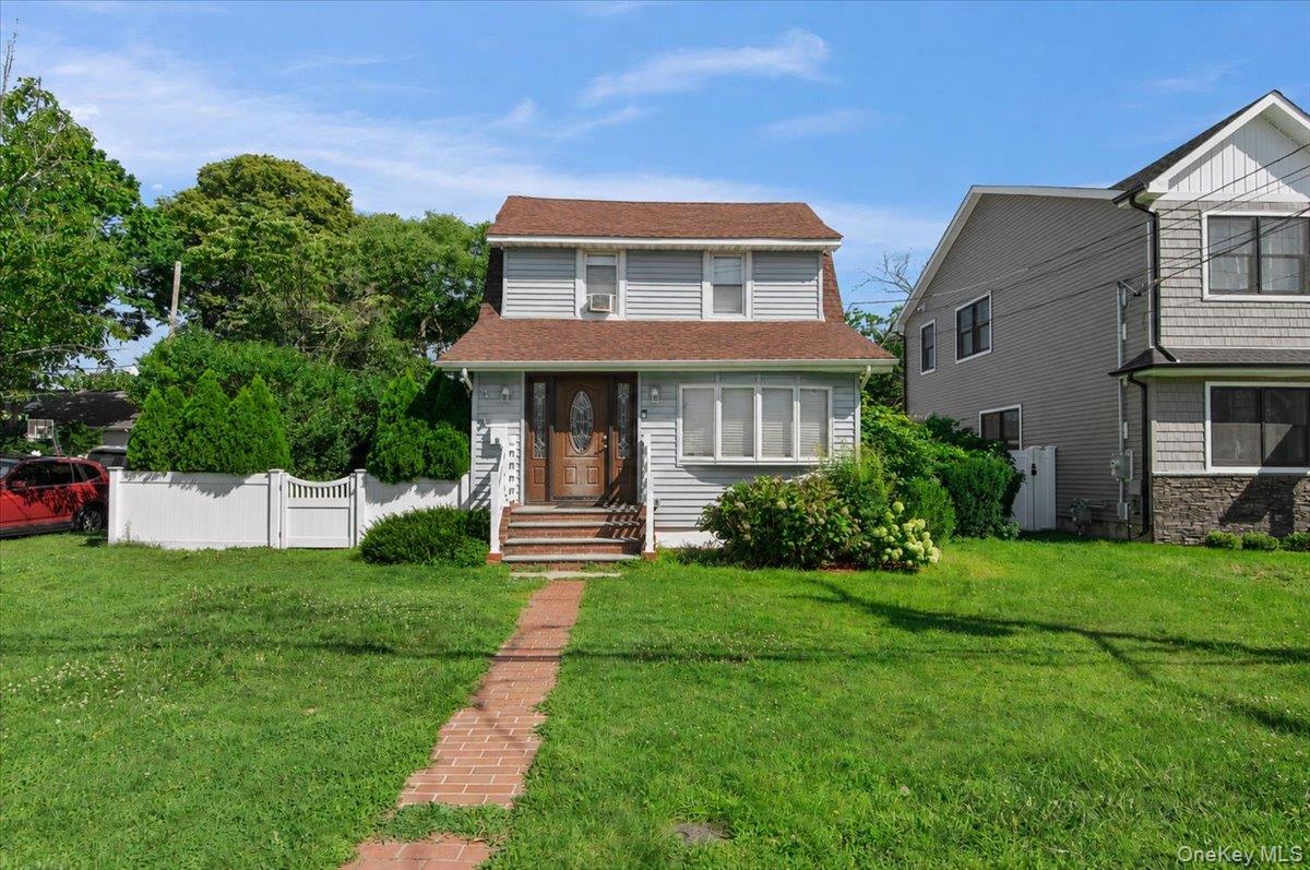 16 Marlboro Place Property Photo 1