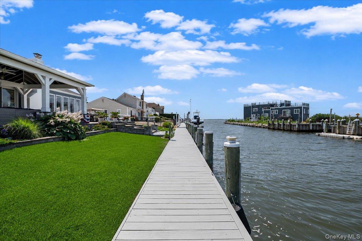 31 Shore Drive Property Photo 3